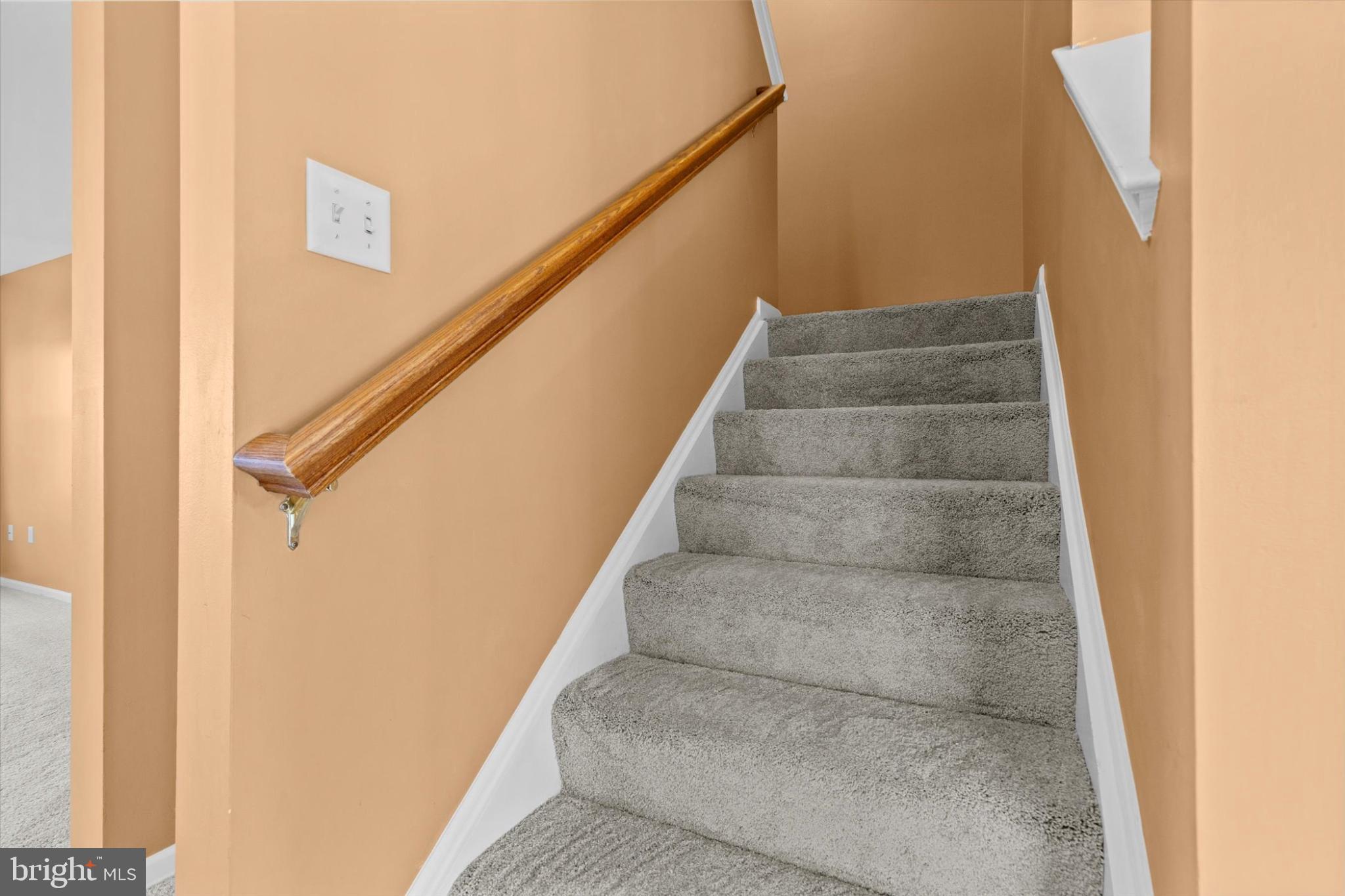 WEATHERSTONE - Residential