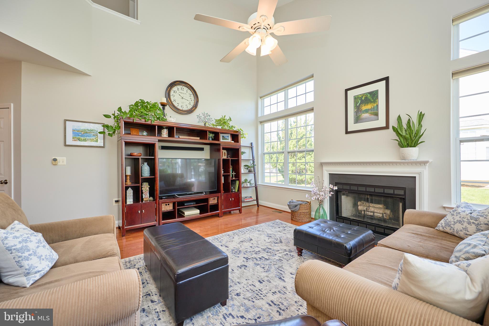 POTOMAC CROSSING - Residential