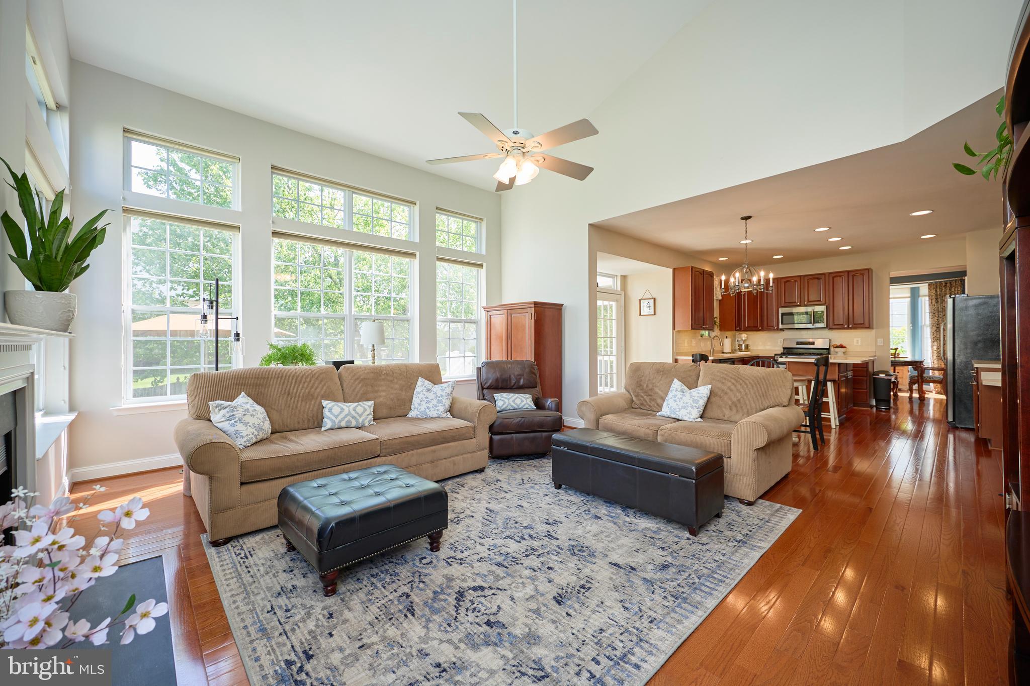 POTOMAC CROSSING - Residential