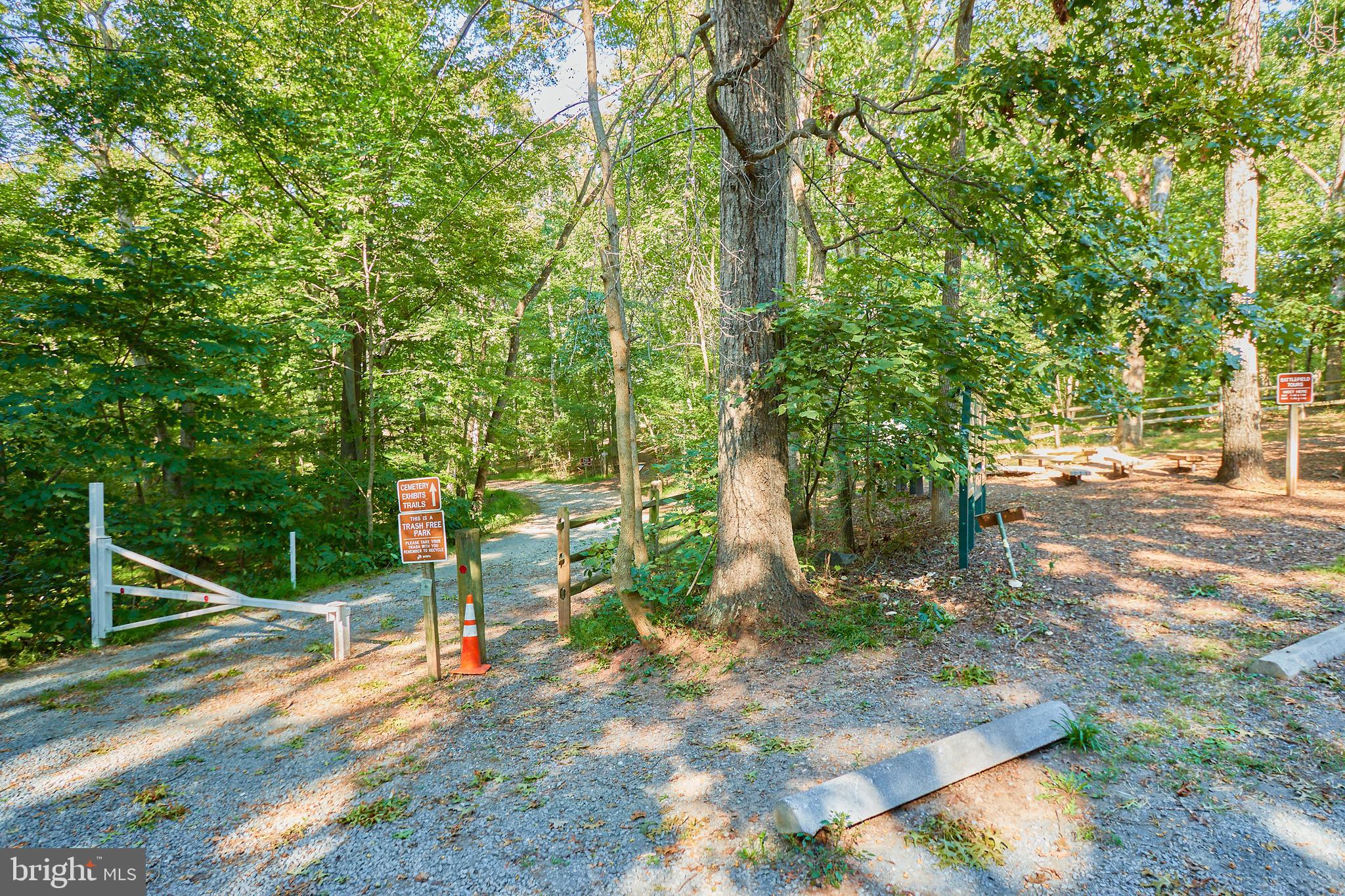 POTOMAC CROSSING - Residential