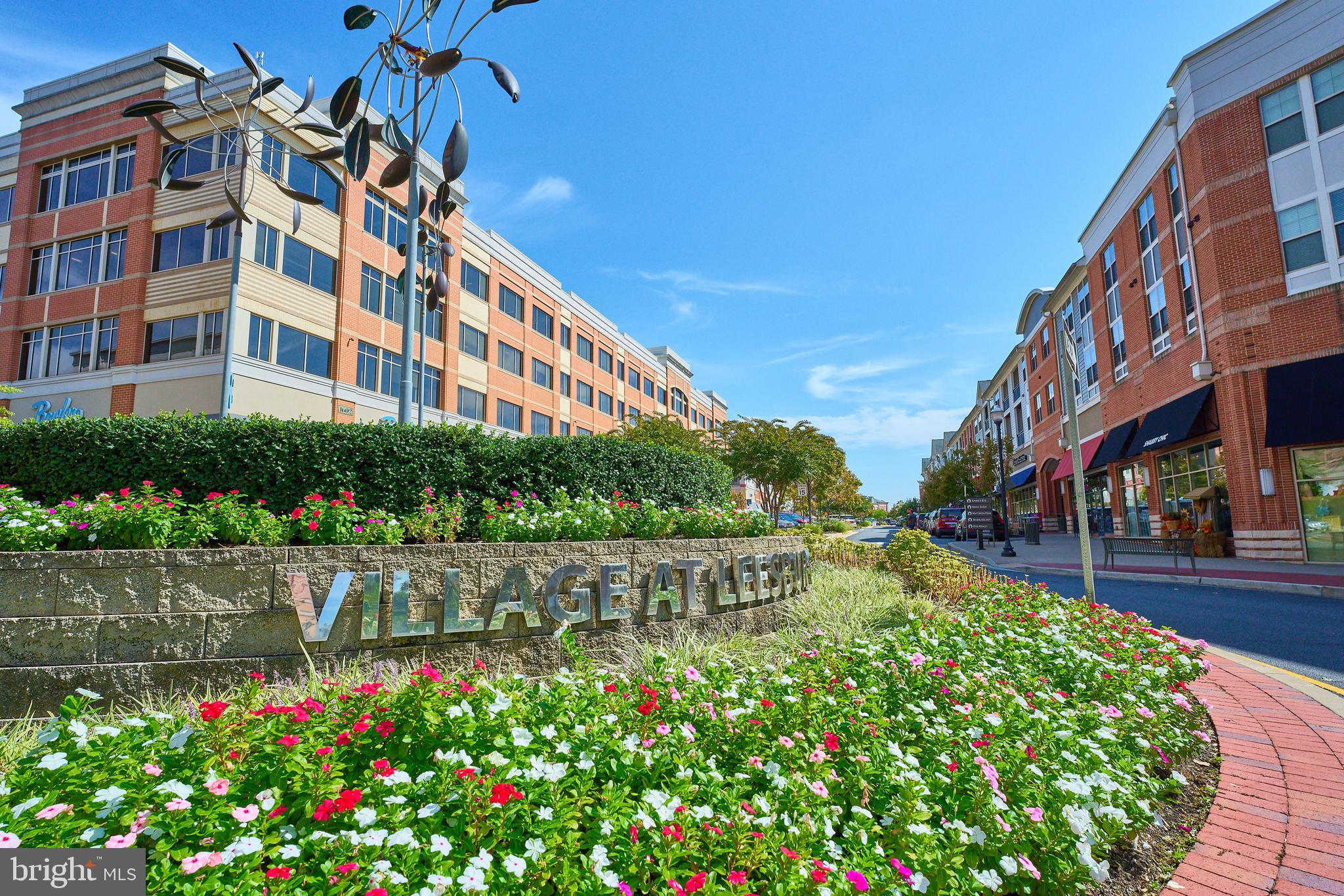 POTOMAC CROSSING - Residential