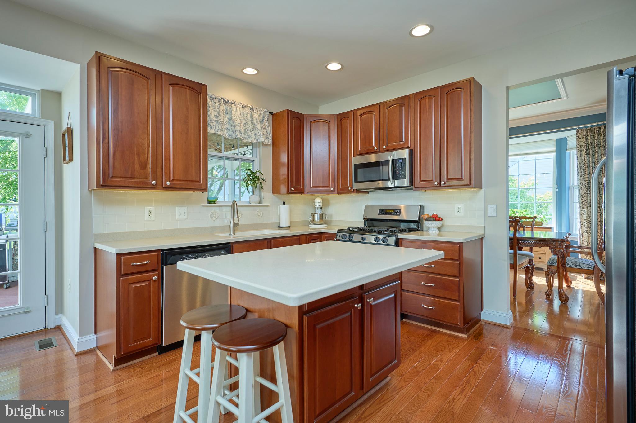 POTOMAC CROSSING - Residential