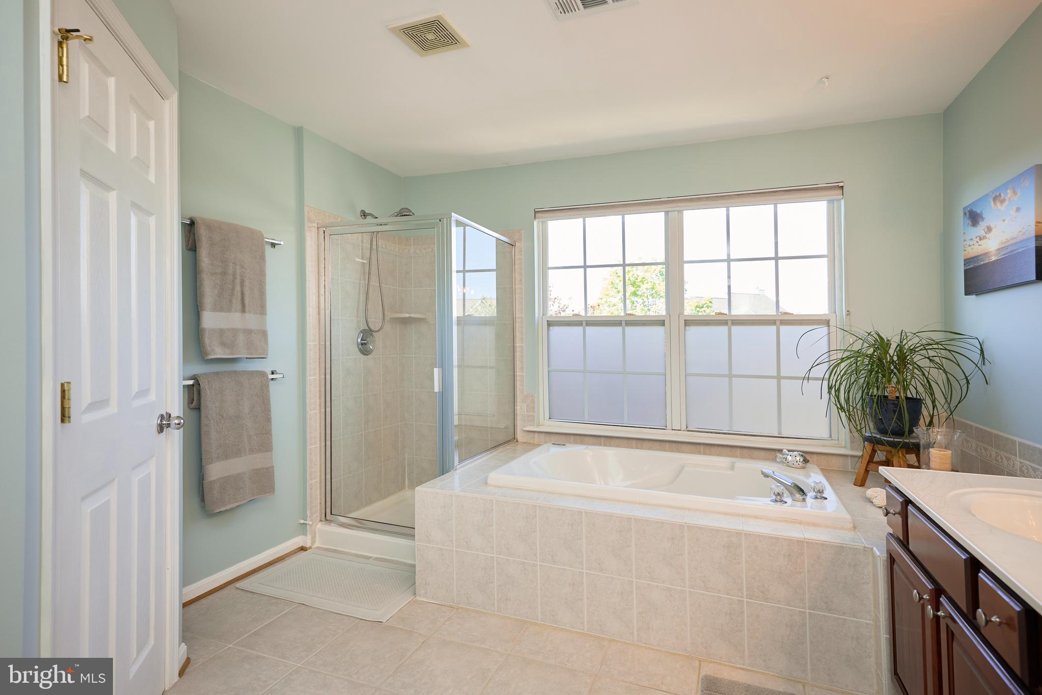 POTOMAC CROSSING - Residential