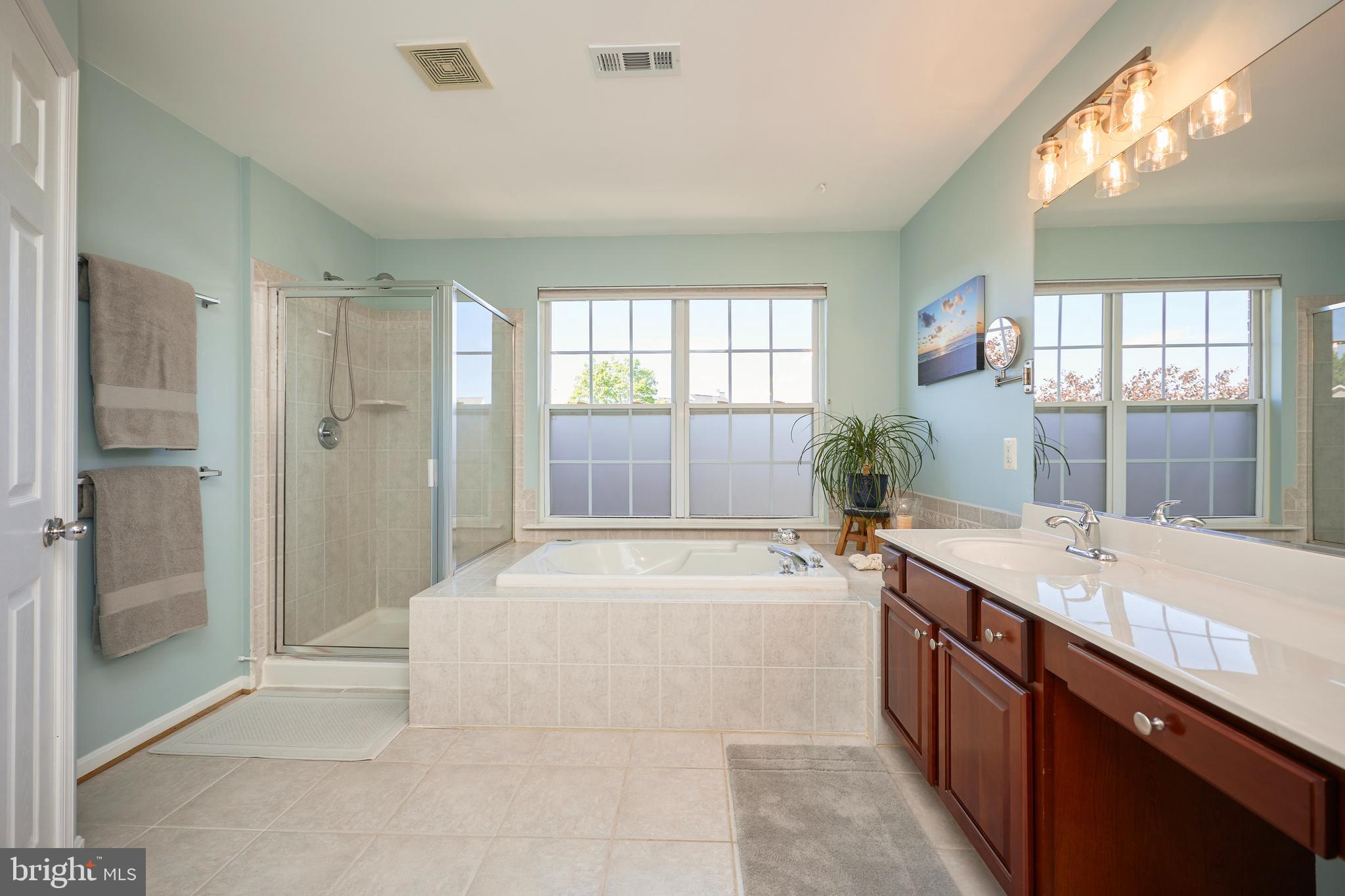 POTOMAC CROSSING - Residential