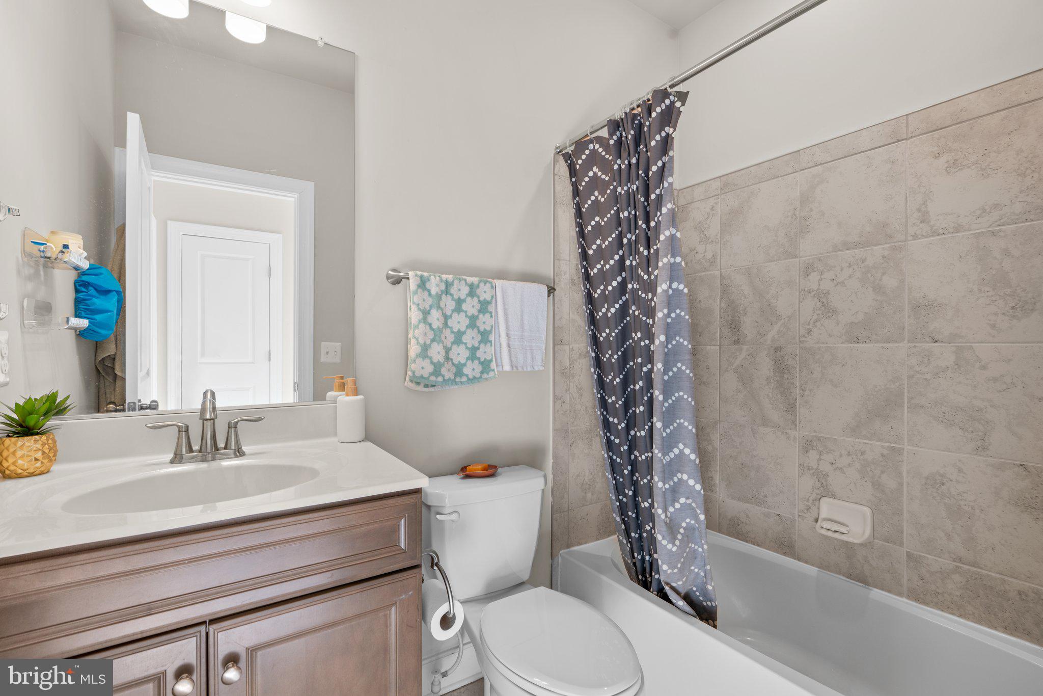 WESTSIDE AT SHADY GROVE METRO - Residential Lease