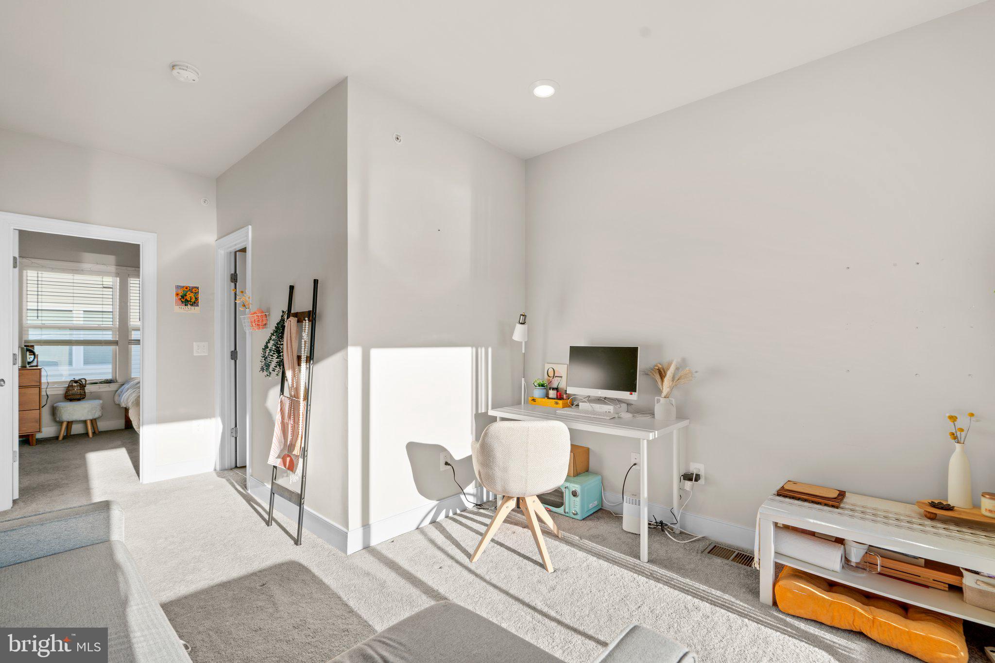 WESTSIDE AT SHADY GROVE METRO - Residential Lease