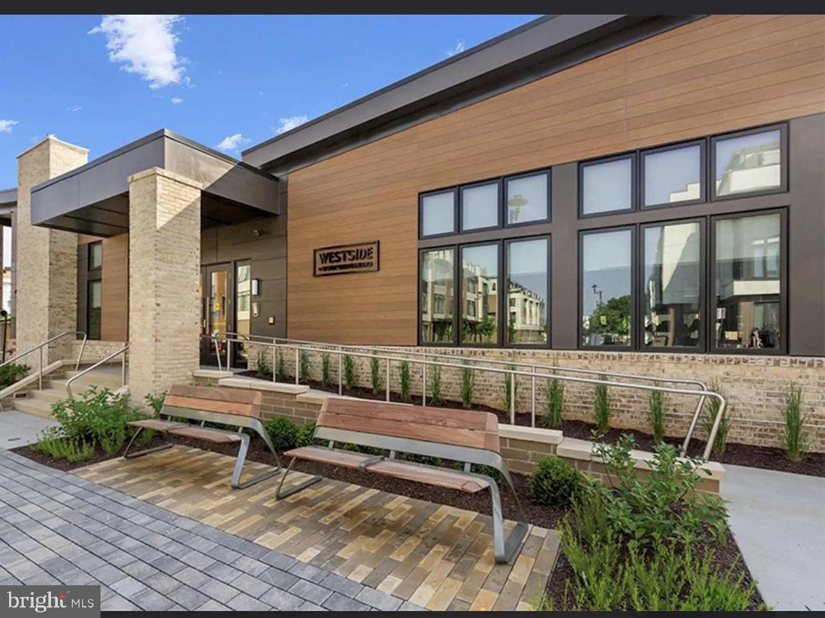 WESTSIDE AT SHADY GROVE METRO - Residential Lease