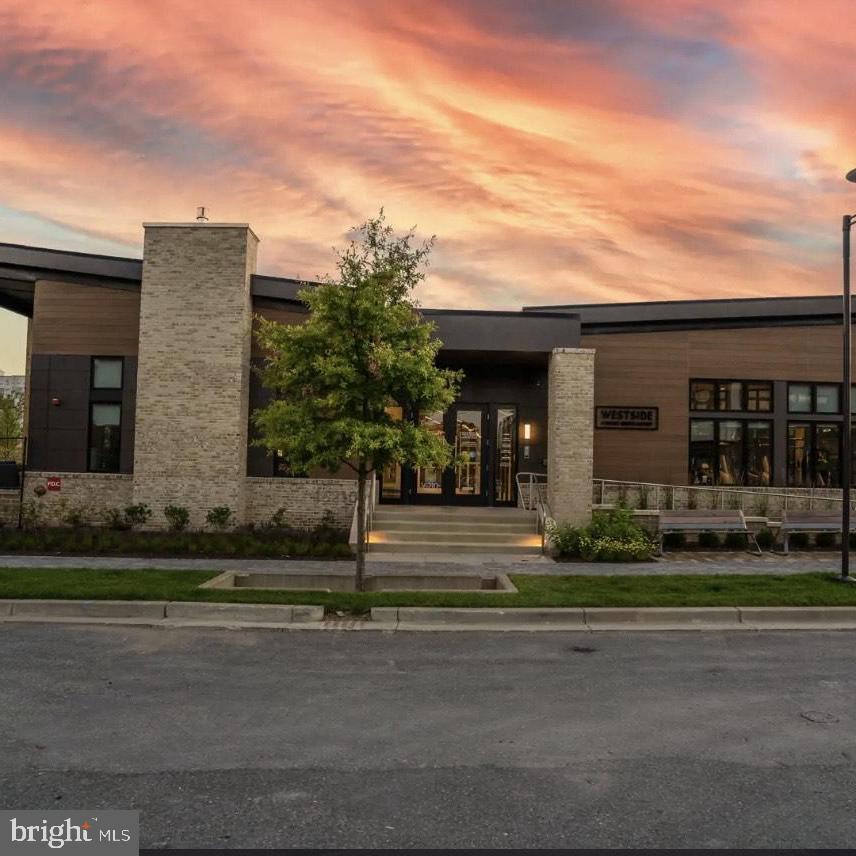 WESTSIDE AT SHADY GROVE METRO - Residential Lease