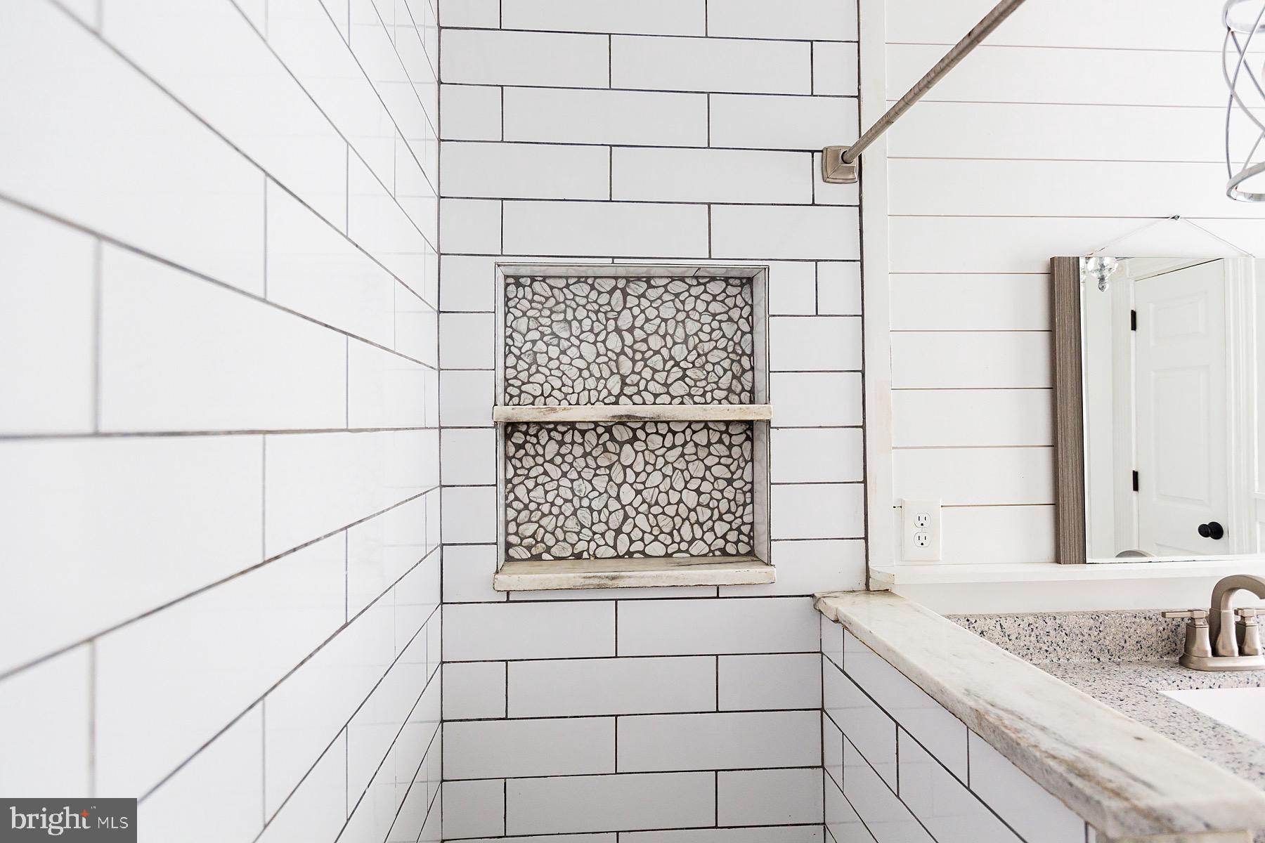 CABBAGE HILL - Residential