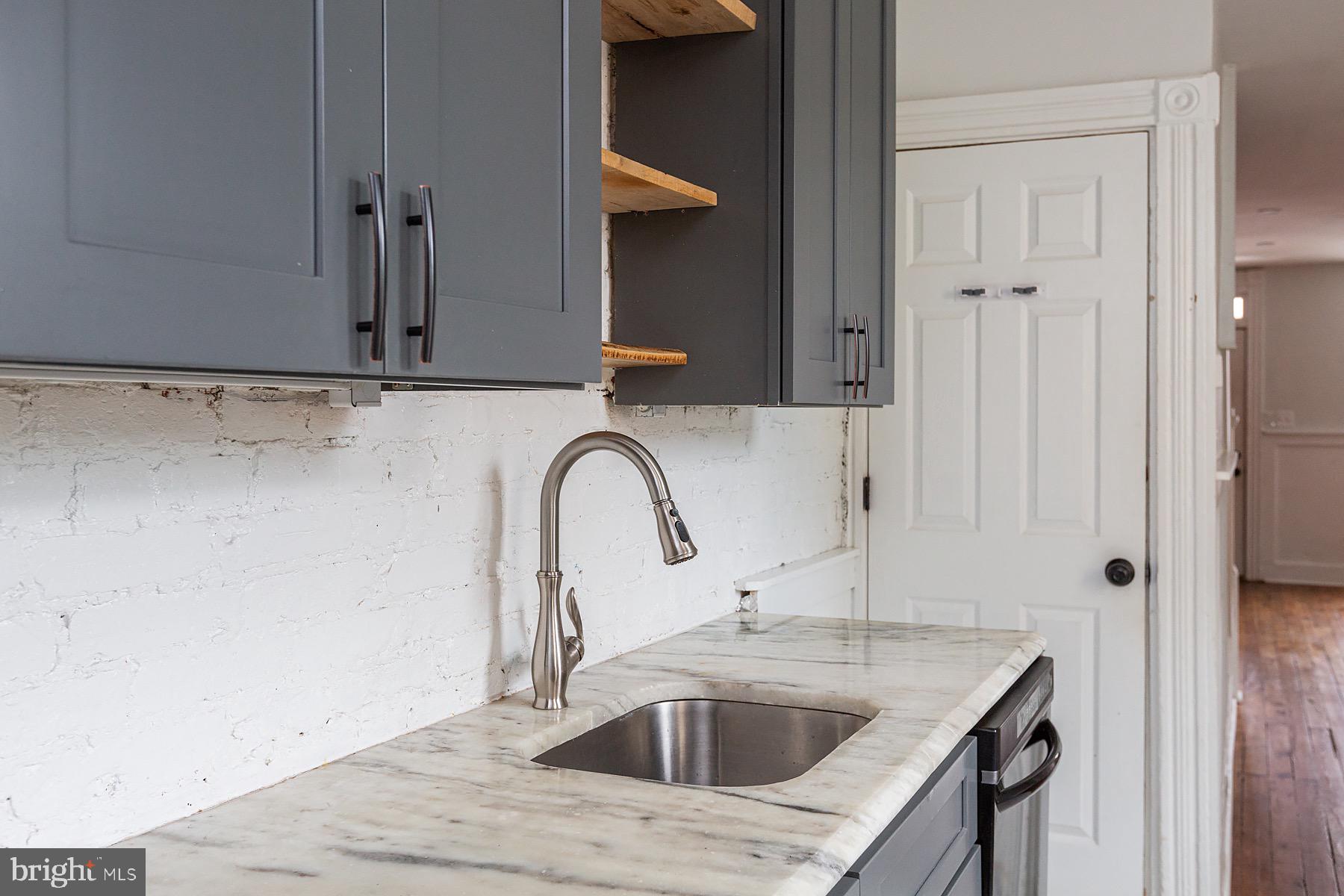 CABBAGE HILL - Residential