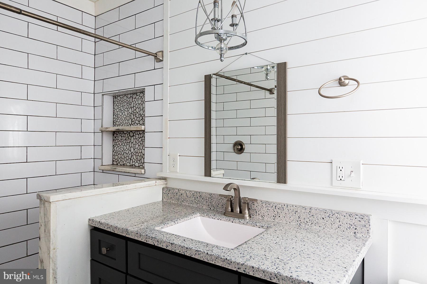 CABBAGE HILL - Residential