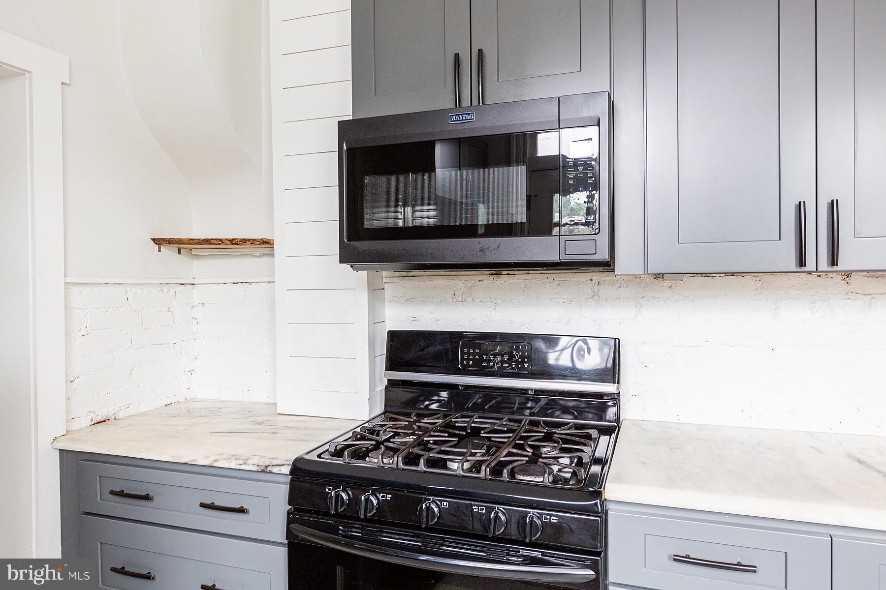 CABBAGE HILL - Residential