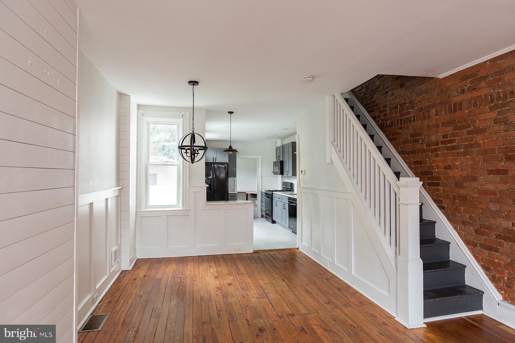 CABBAGE HILL - Residential