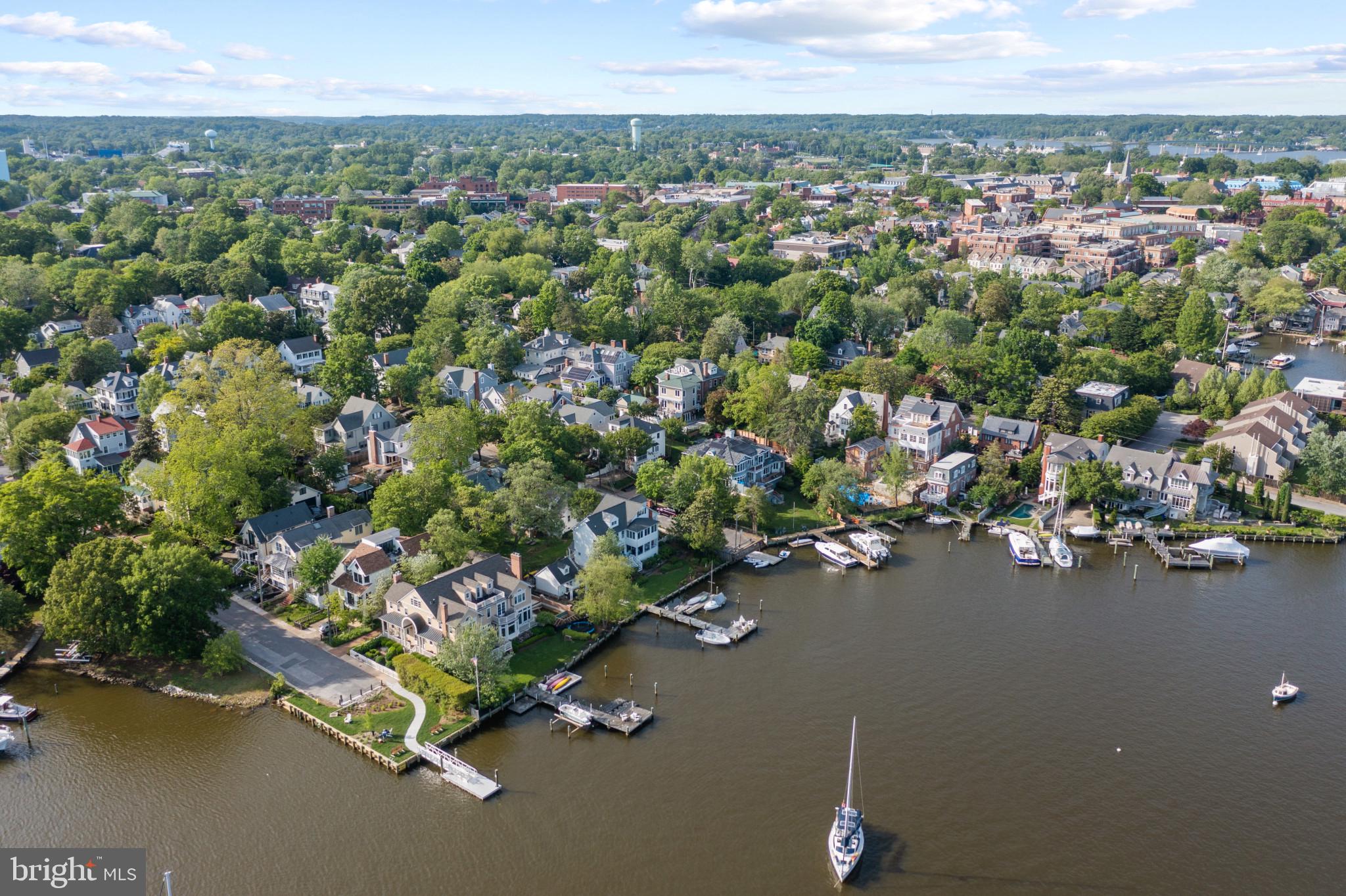 MURRAY HILL - Residential