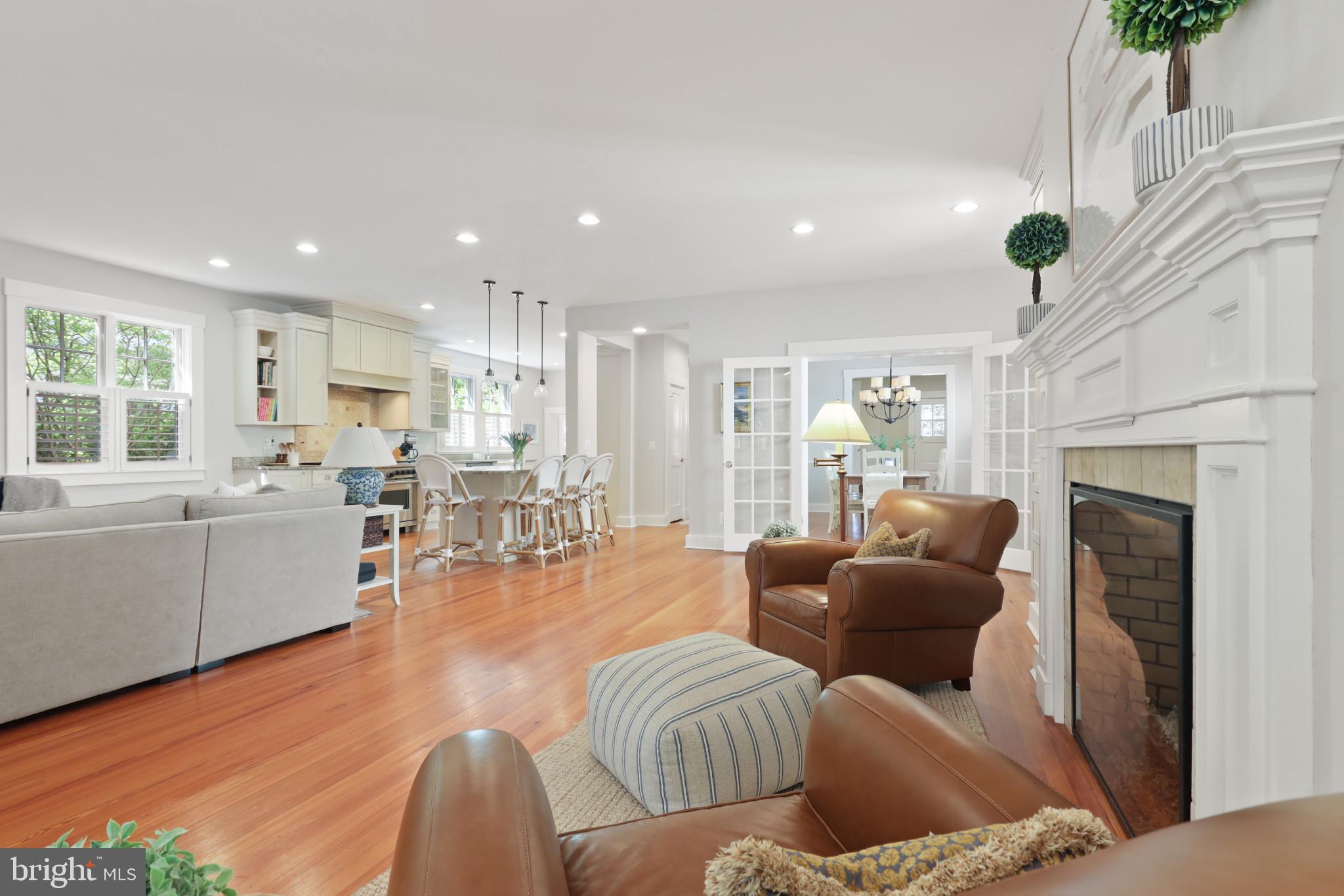 MURRAY HILL - Residential