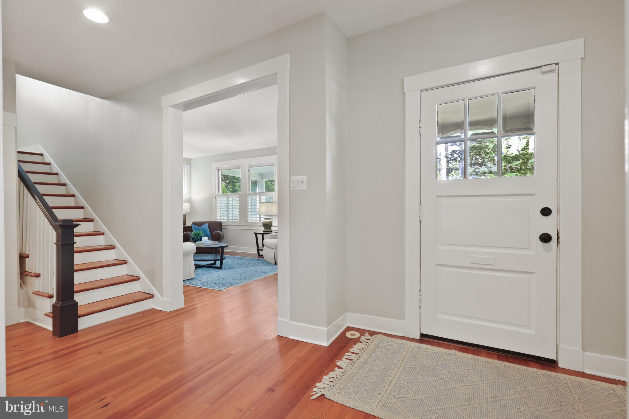 MURRAY HILL - Residential