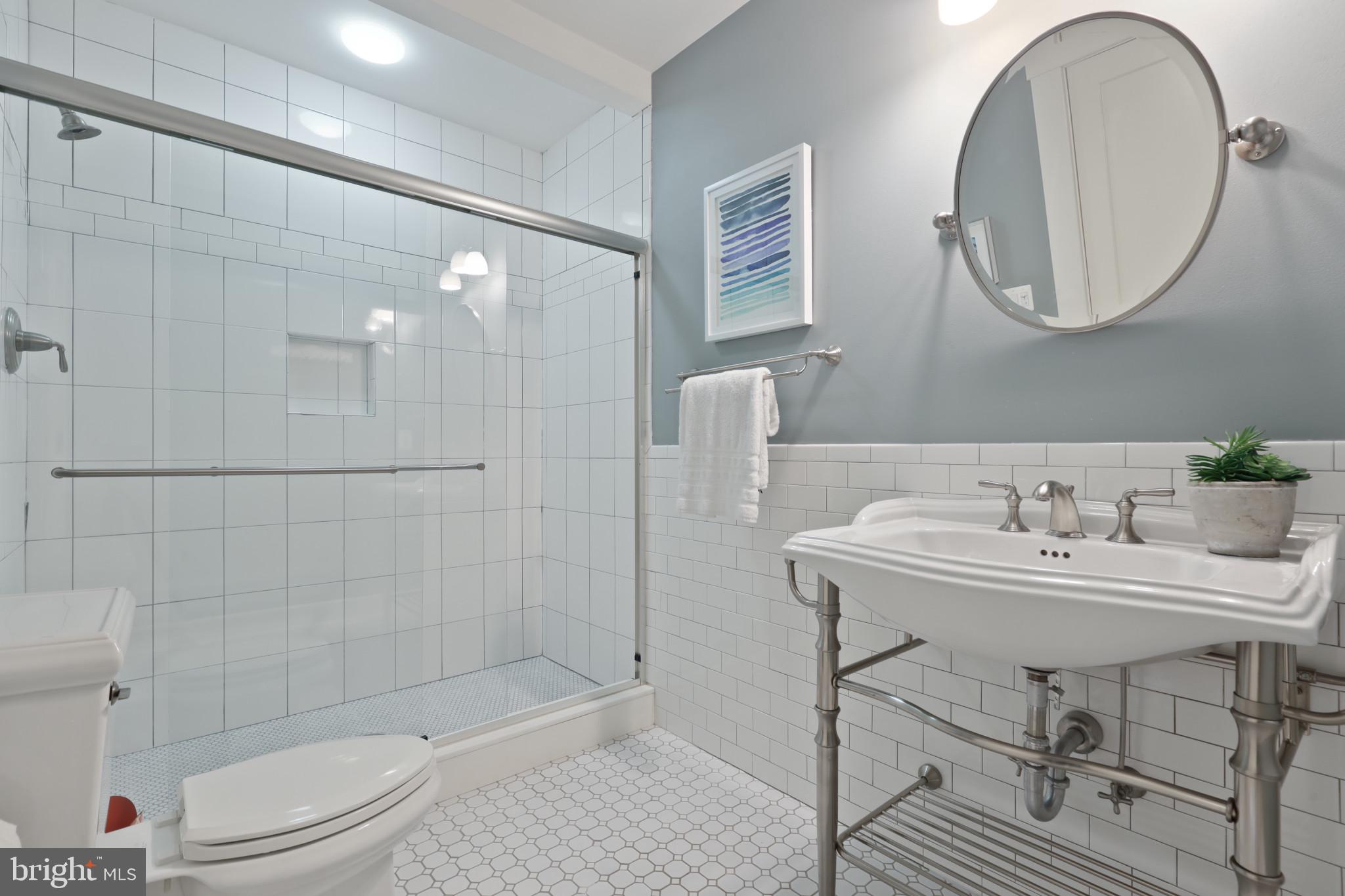 MURRAY HILL - Residential