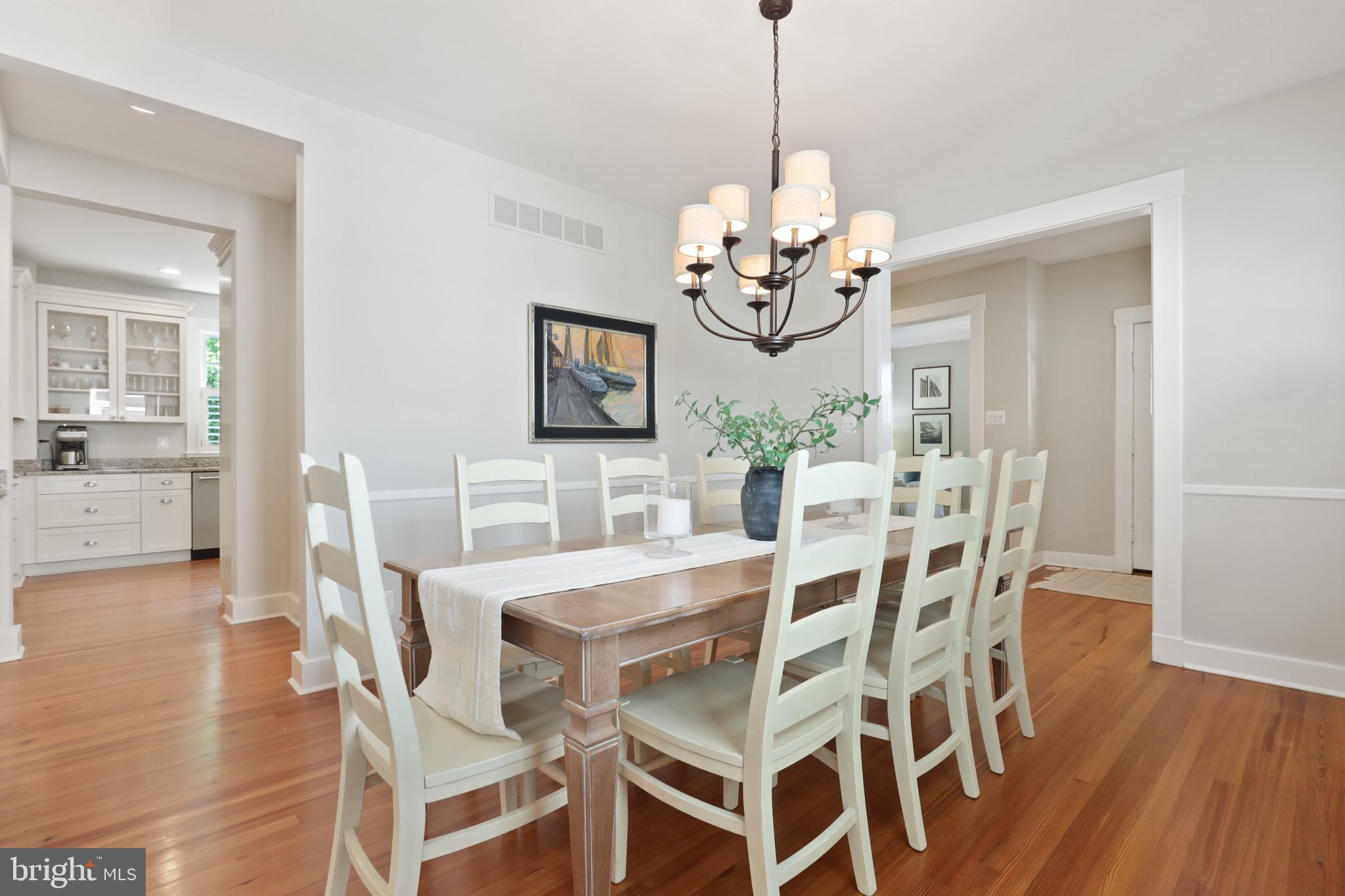 MURRAY HILL - Residential