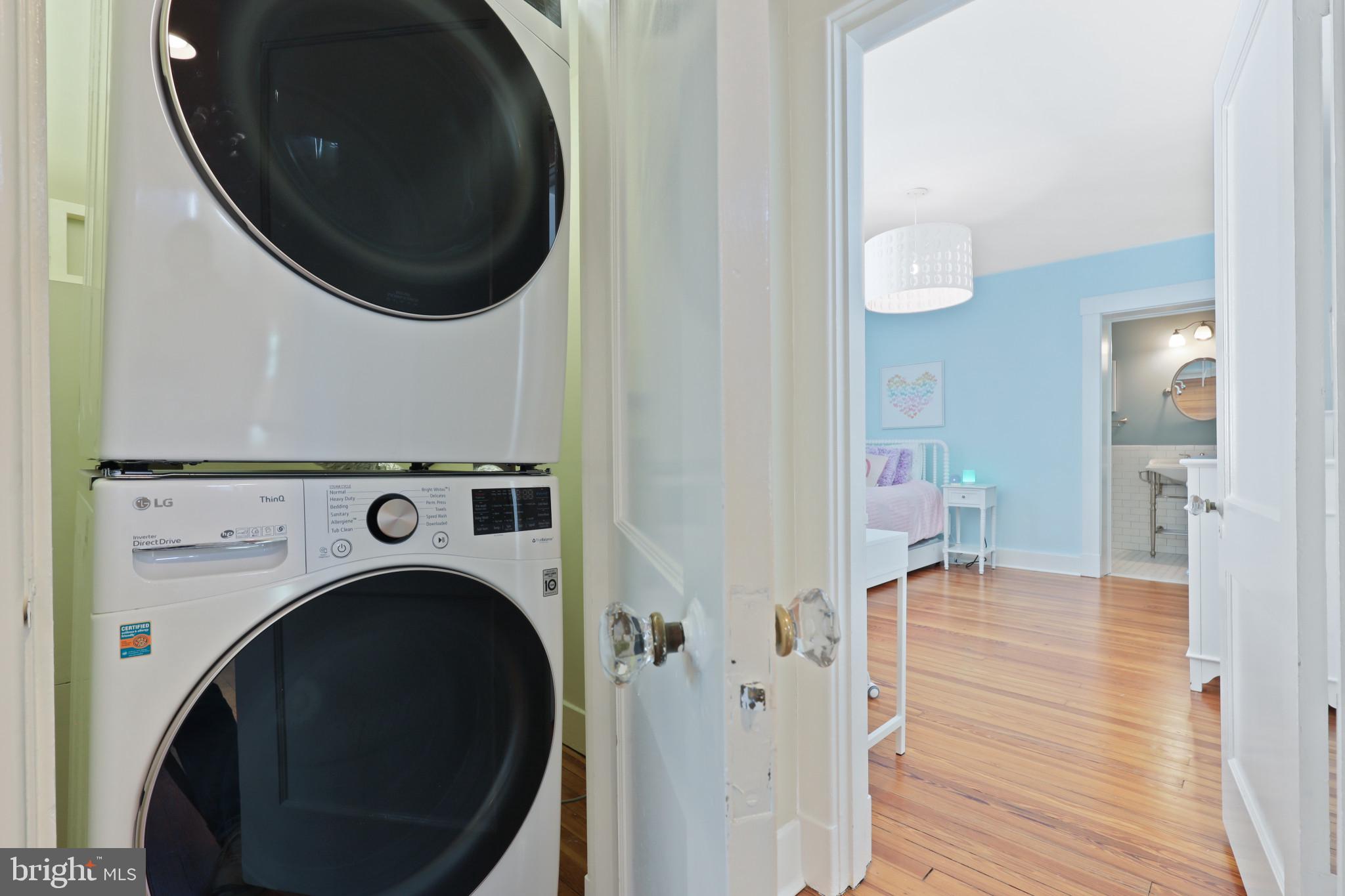 MURRAY HILL - Residential