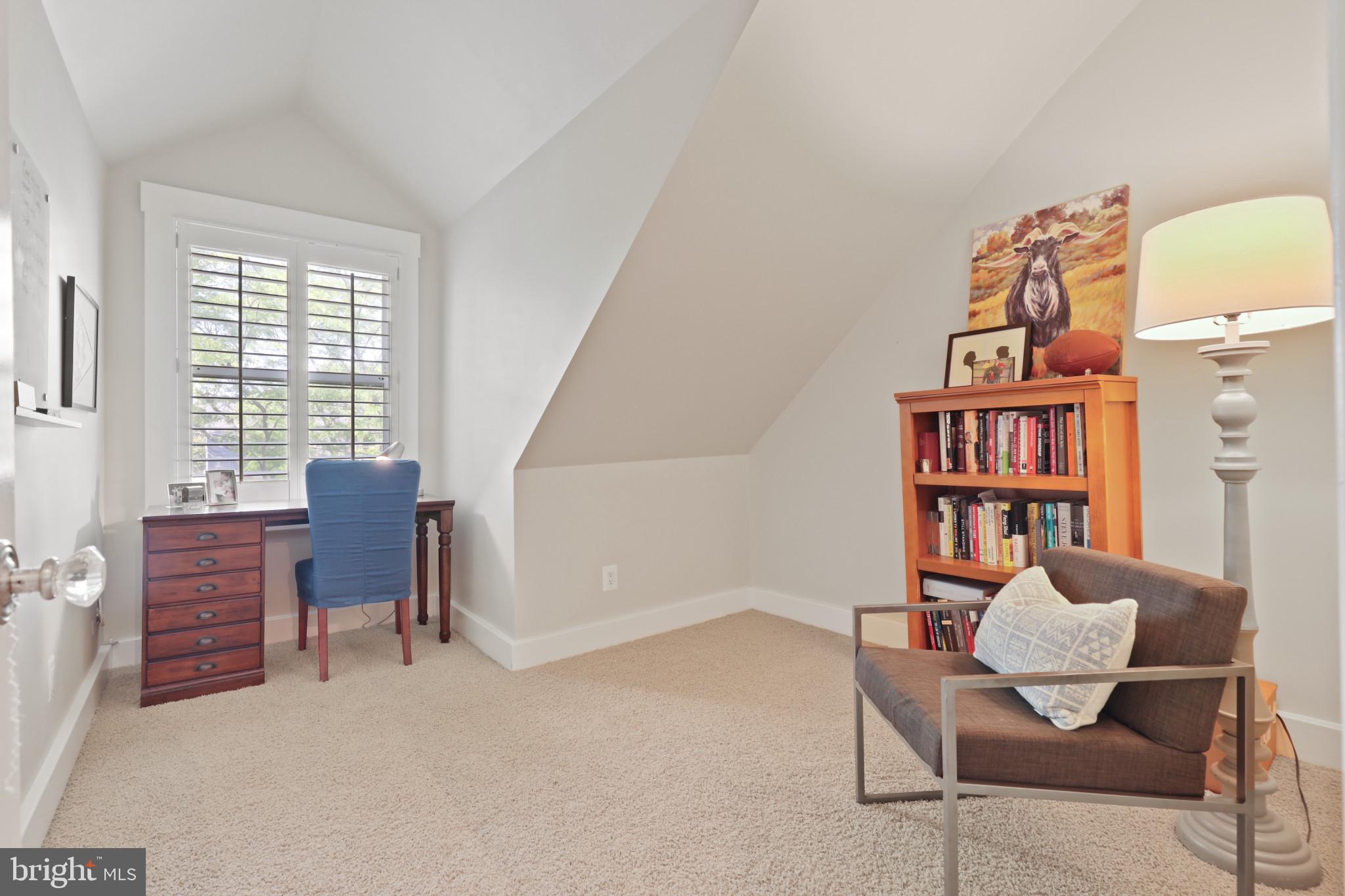 MURRAY HILL - Residential