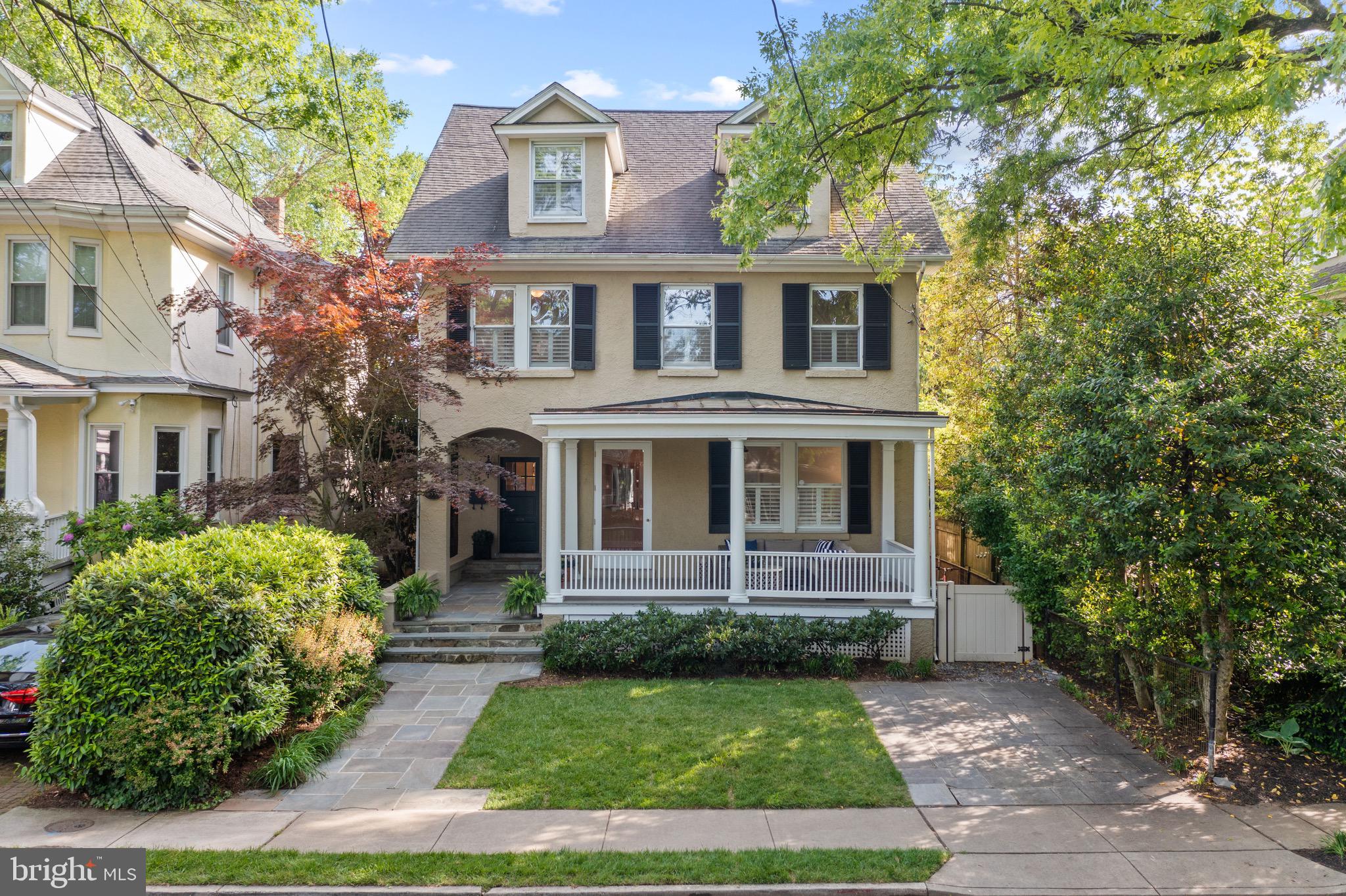 MURRAY HILL - Residential