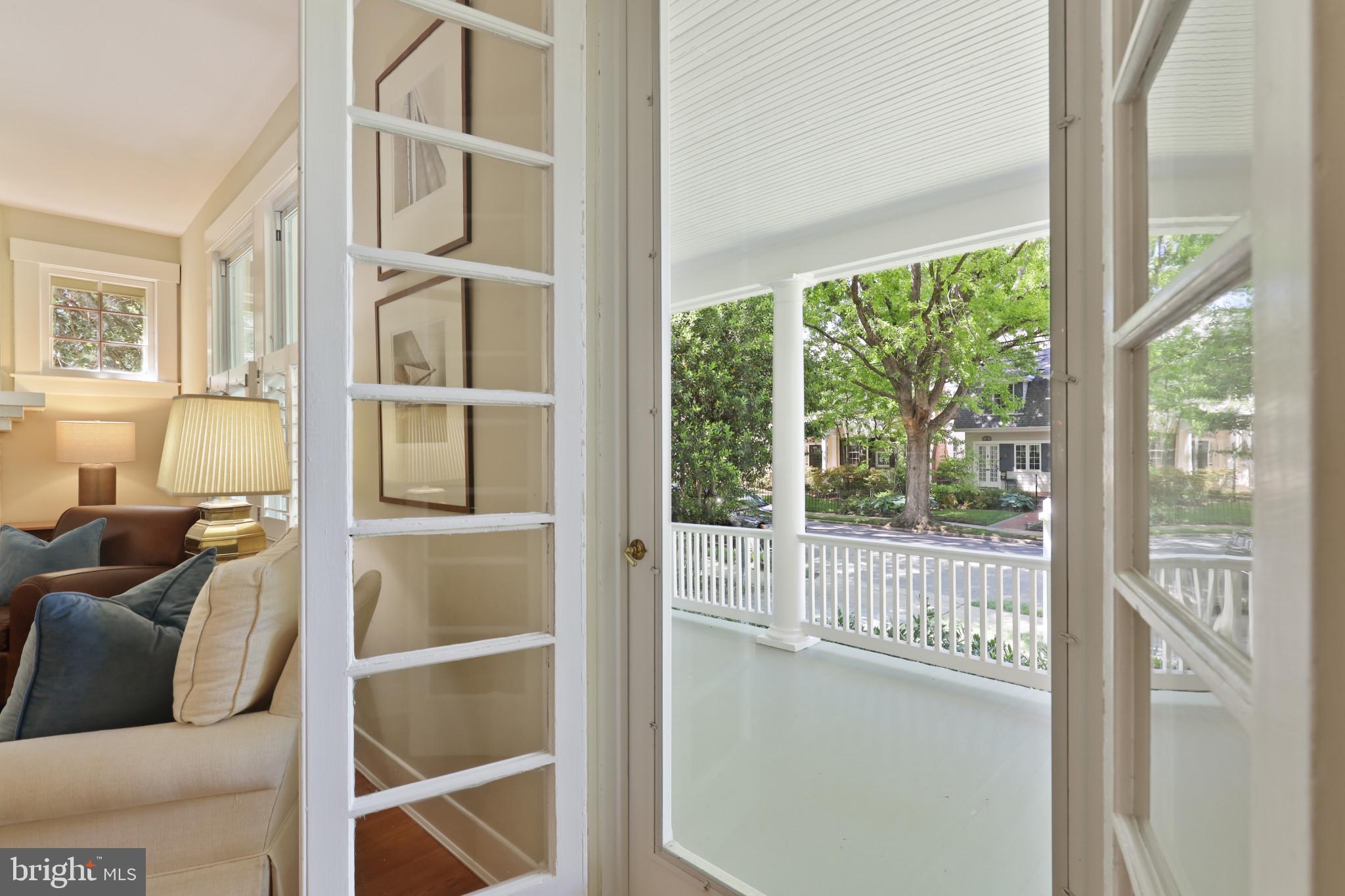 MURRAY HILL - Residential