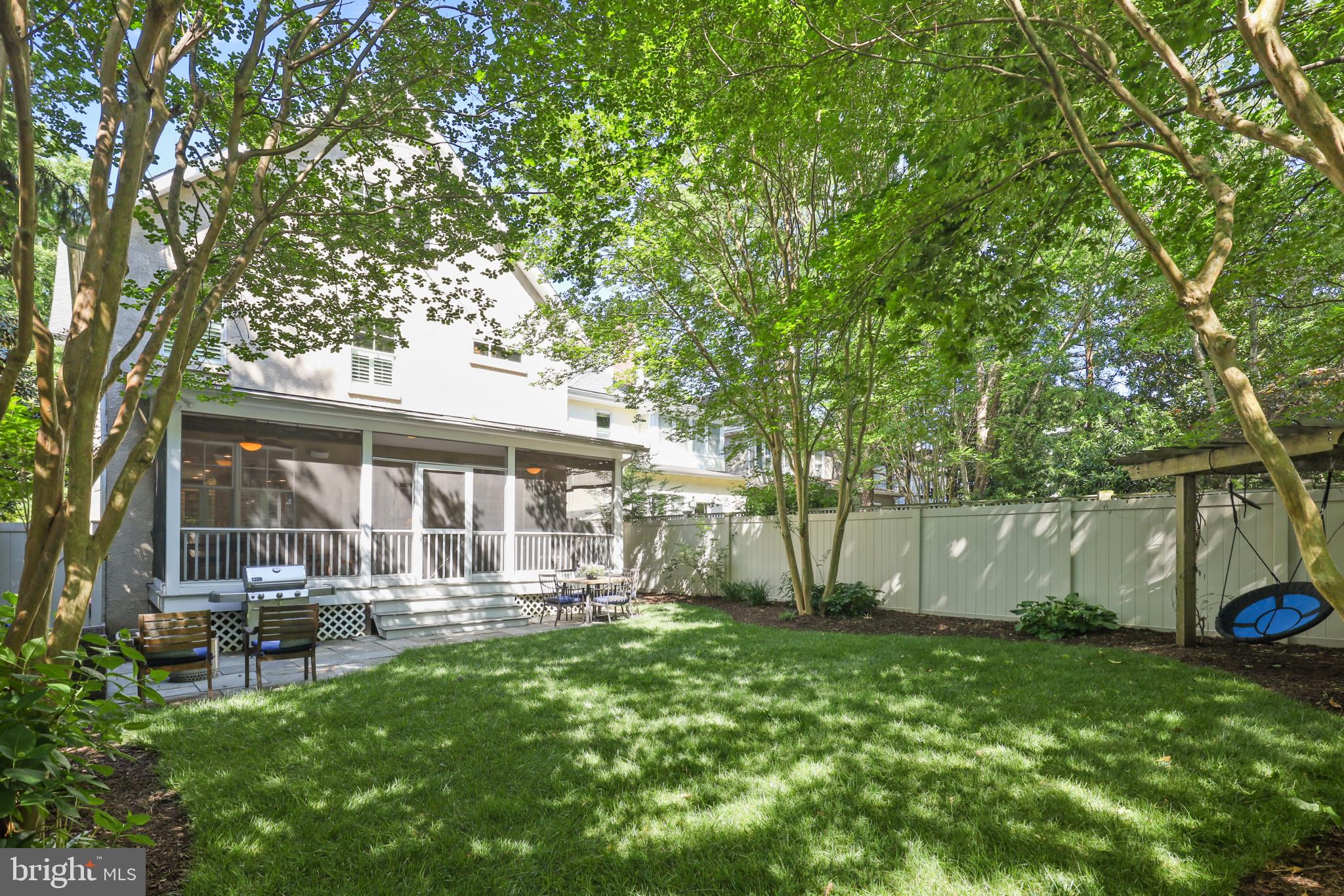 MURRAY HILL - Residential