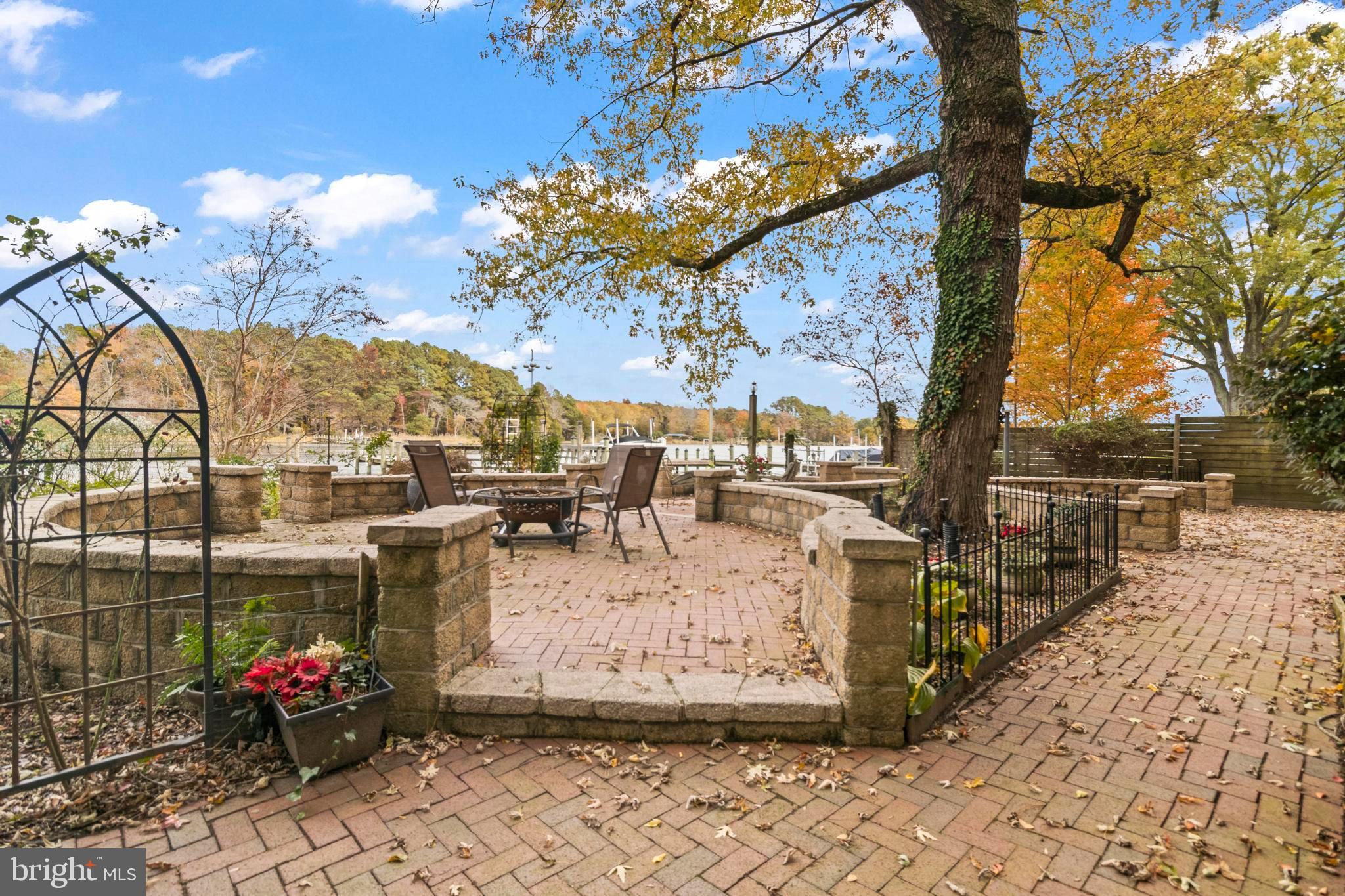 WOODLAND POINT SUB - Residential