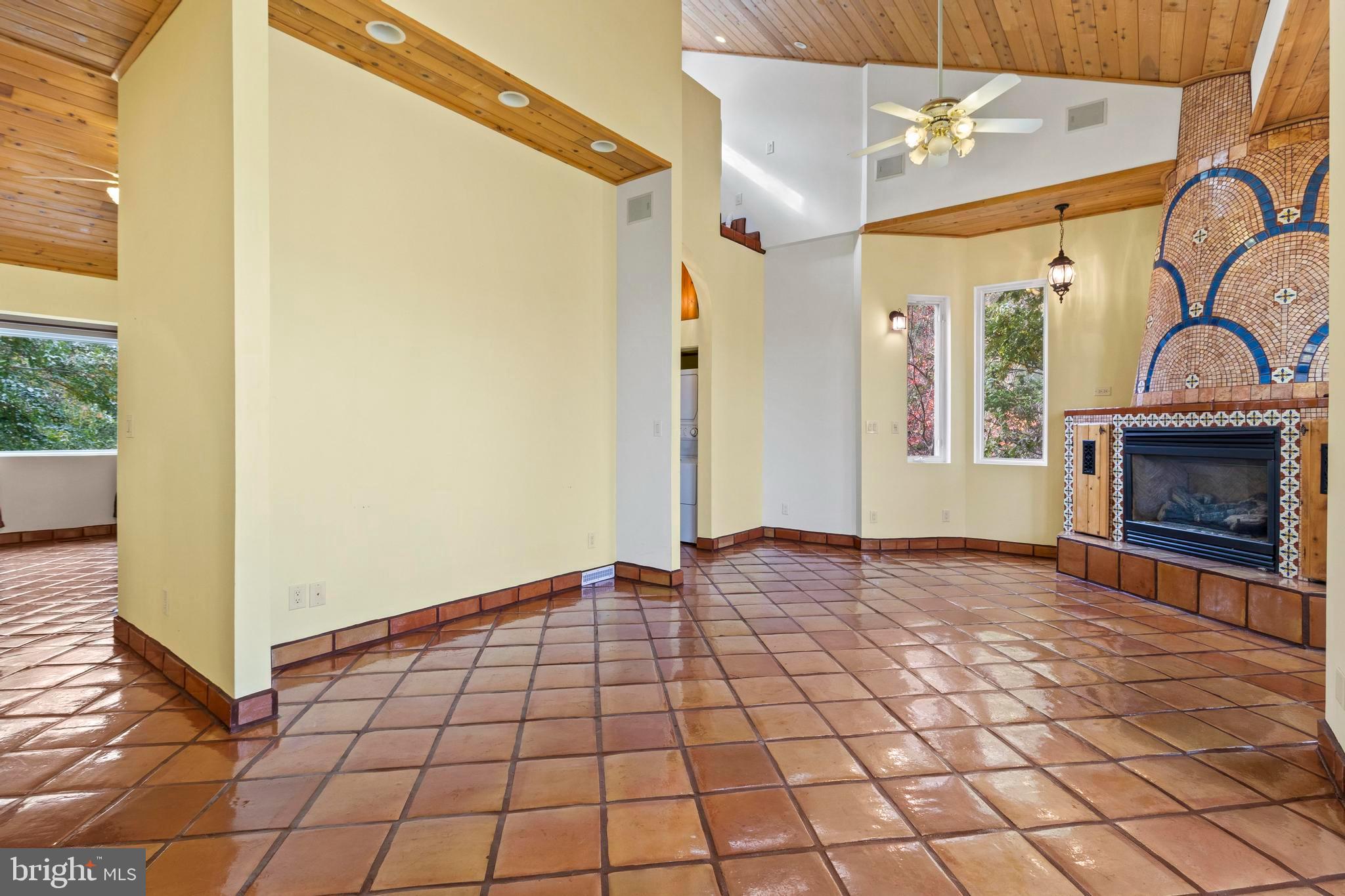 WOODLAND POINT SUB - Residential