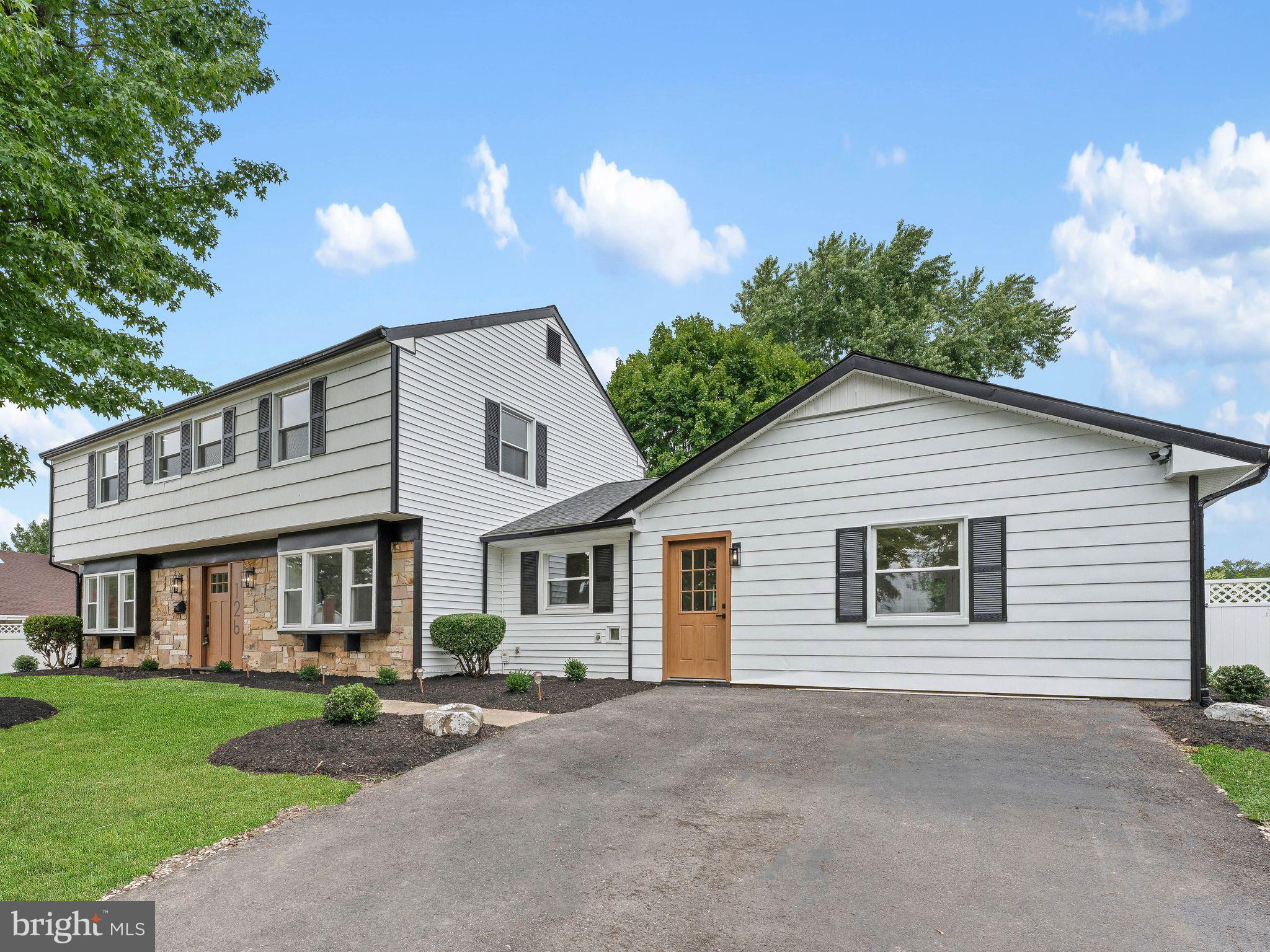 126 TIFFANY LANE