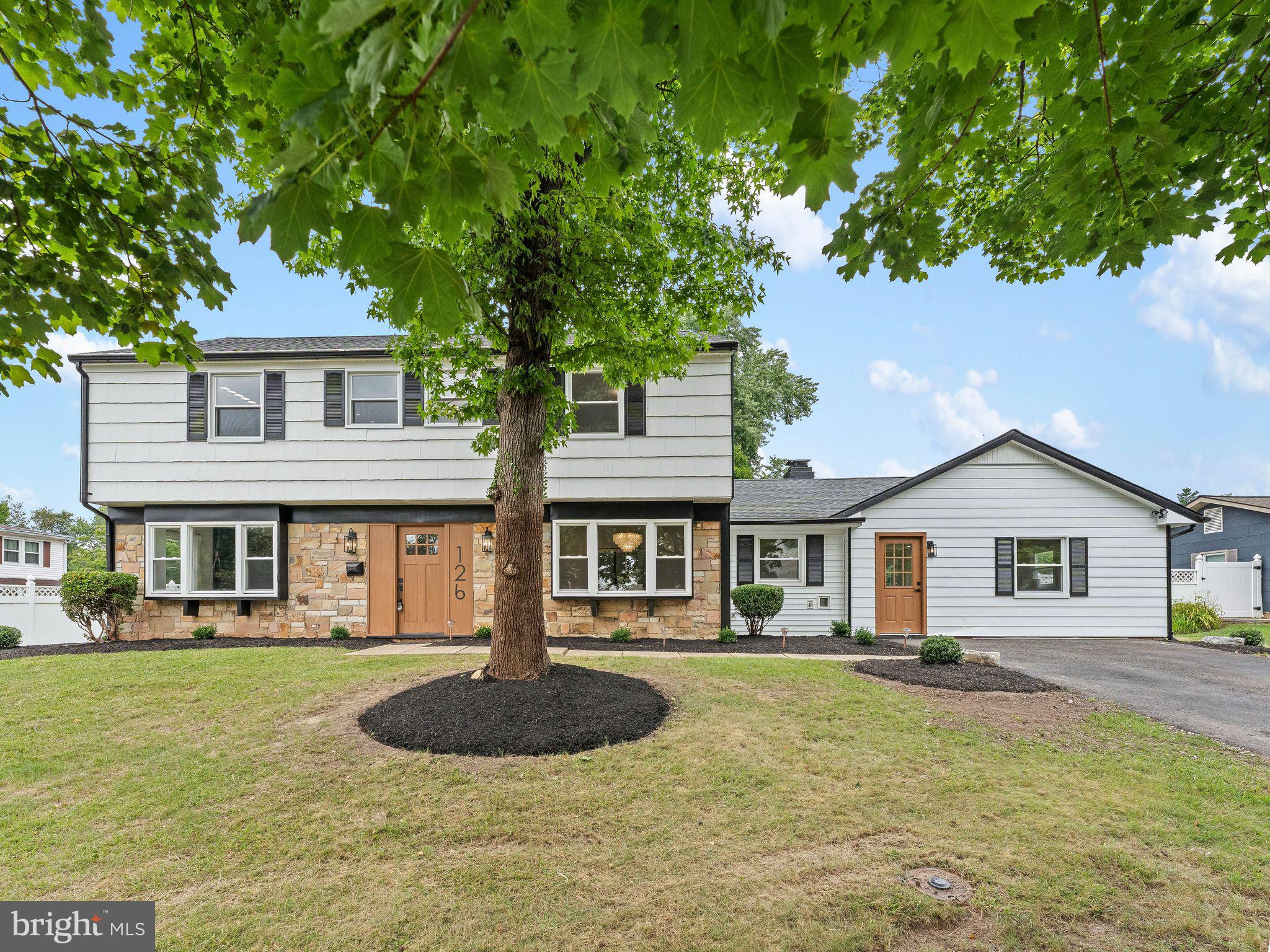 126 TIFFANY LANE