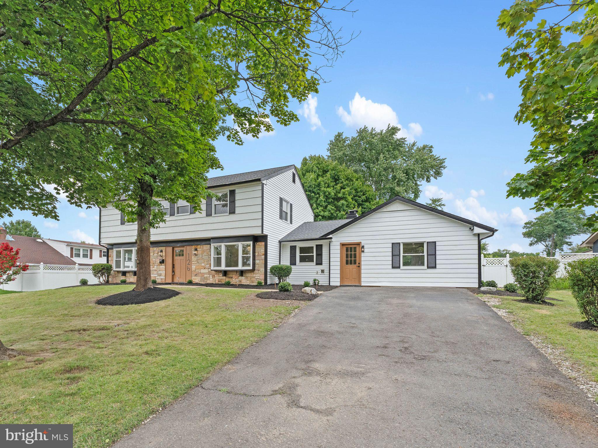126 TIFFANY LANE