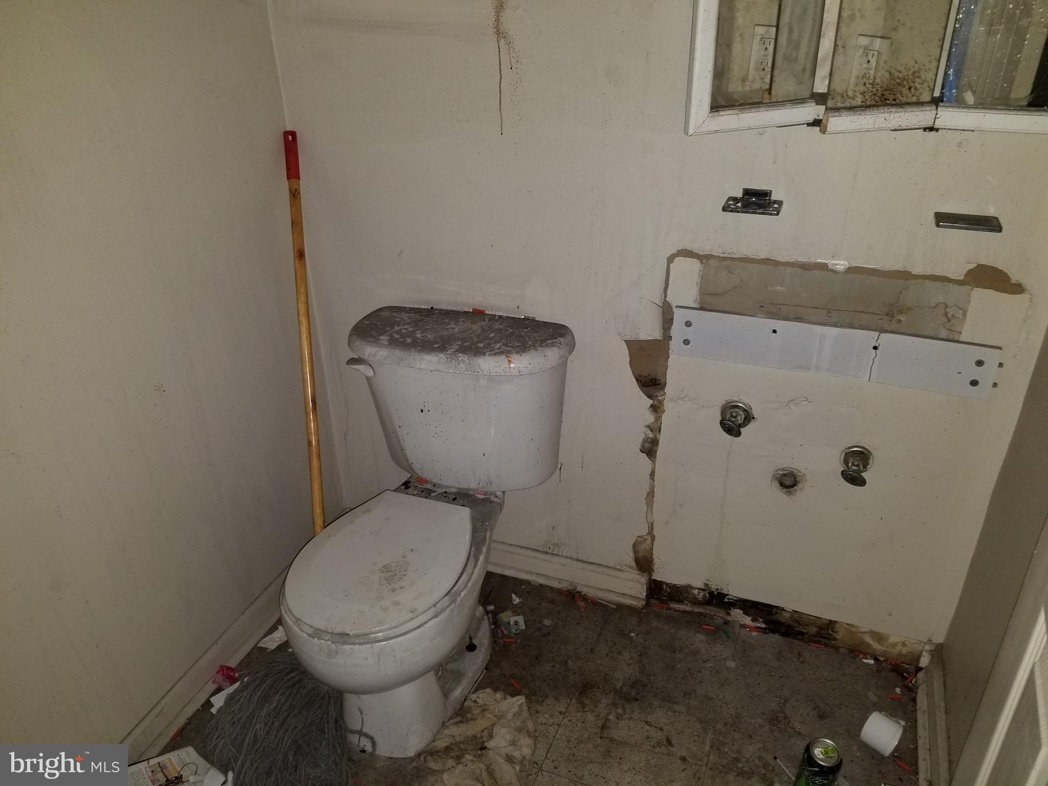 BOOTH-BOYD - Residential