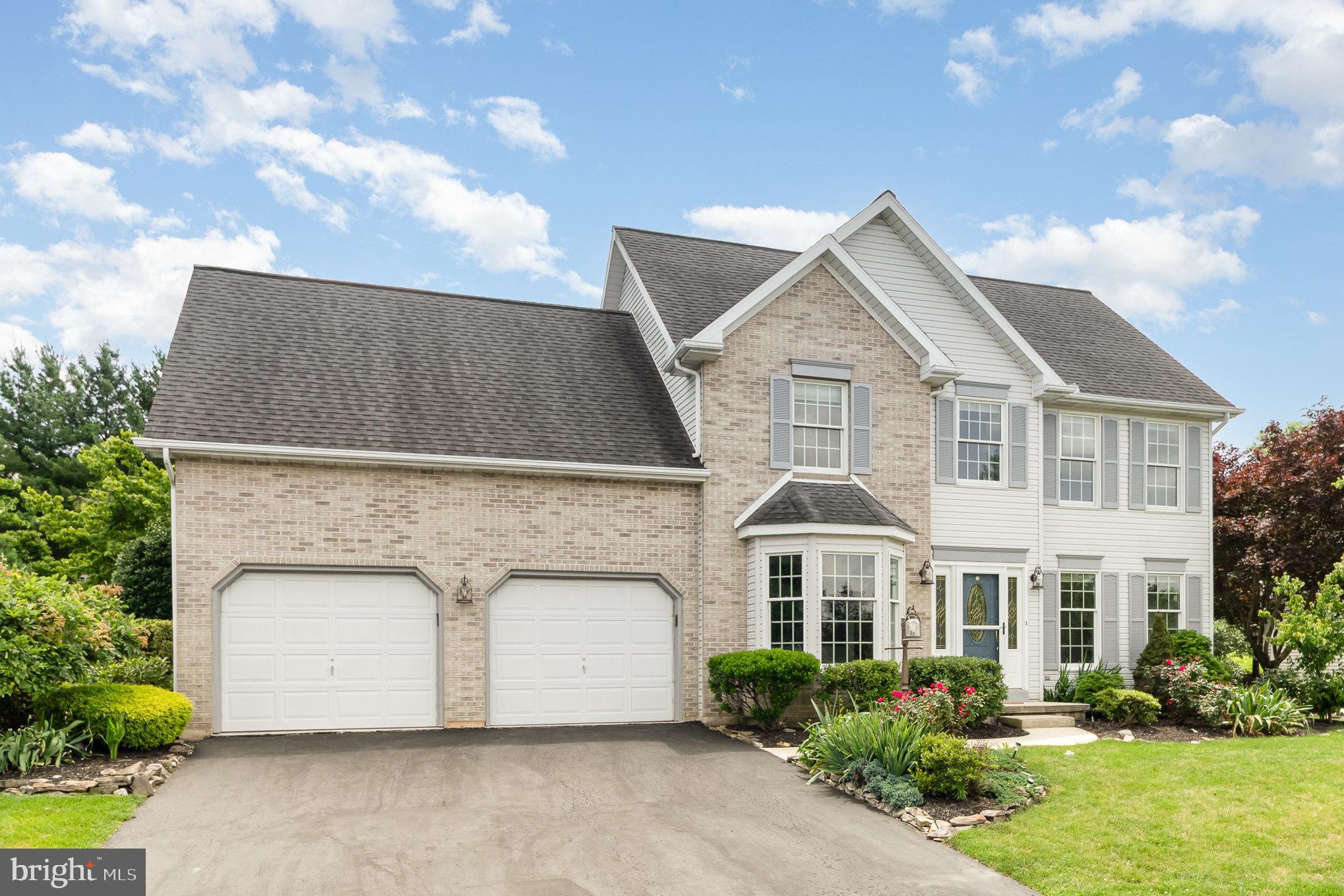 2219 CANTERBURY DRIVE