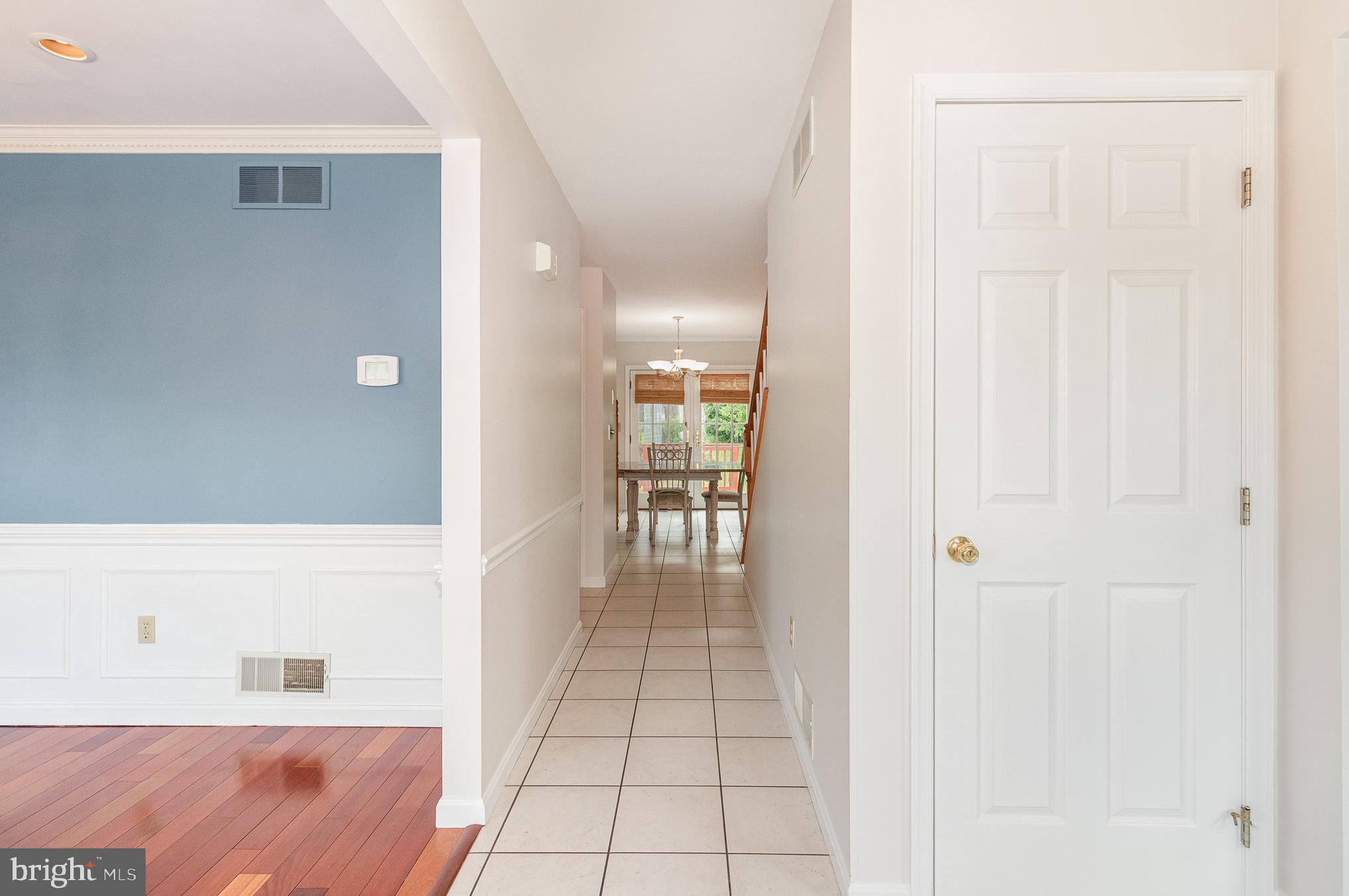 2219 CANTERBURY DRIVE
