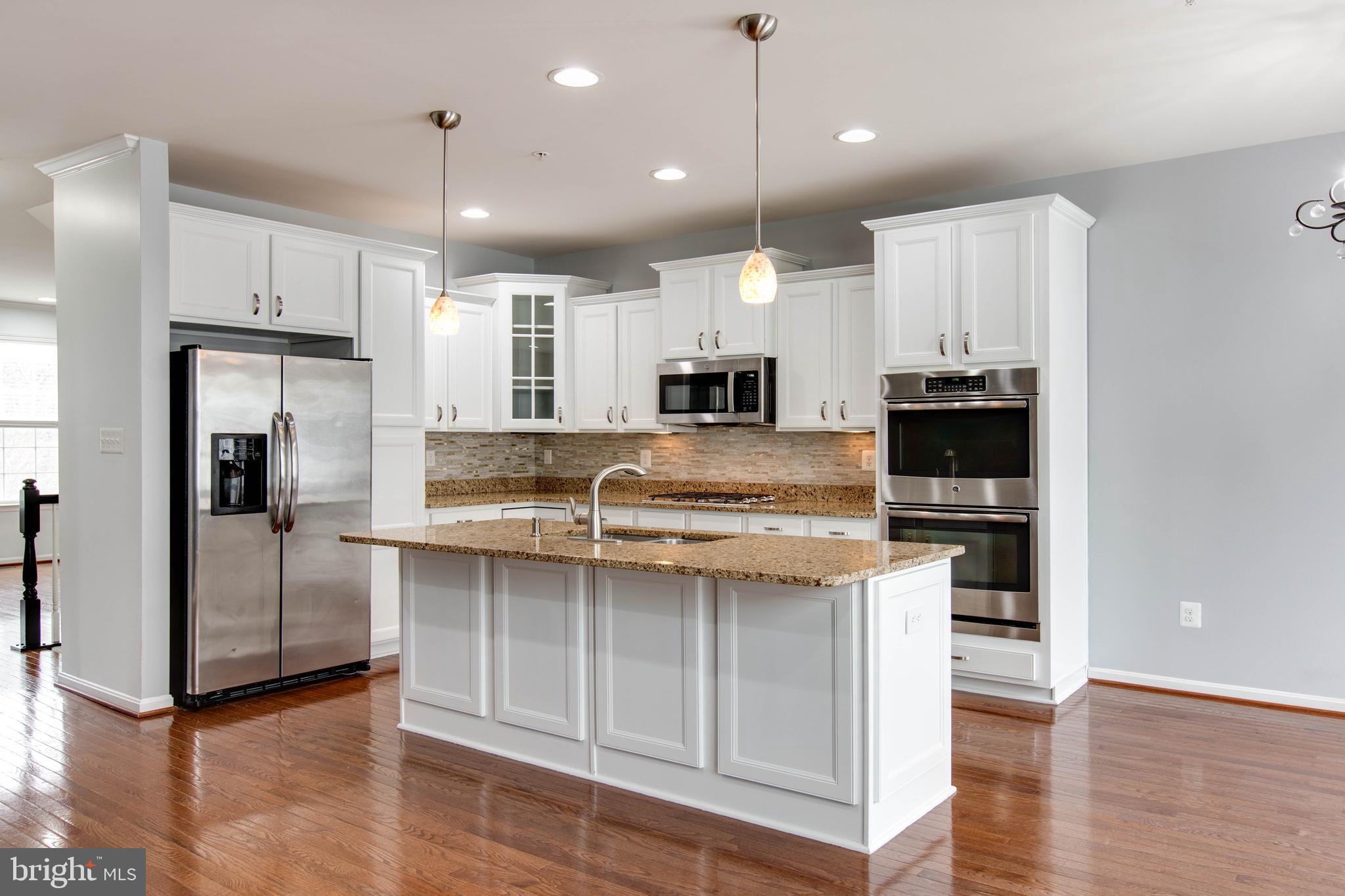 POINTE AT ARUNDEL PRESERVES - Residential Lease