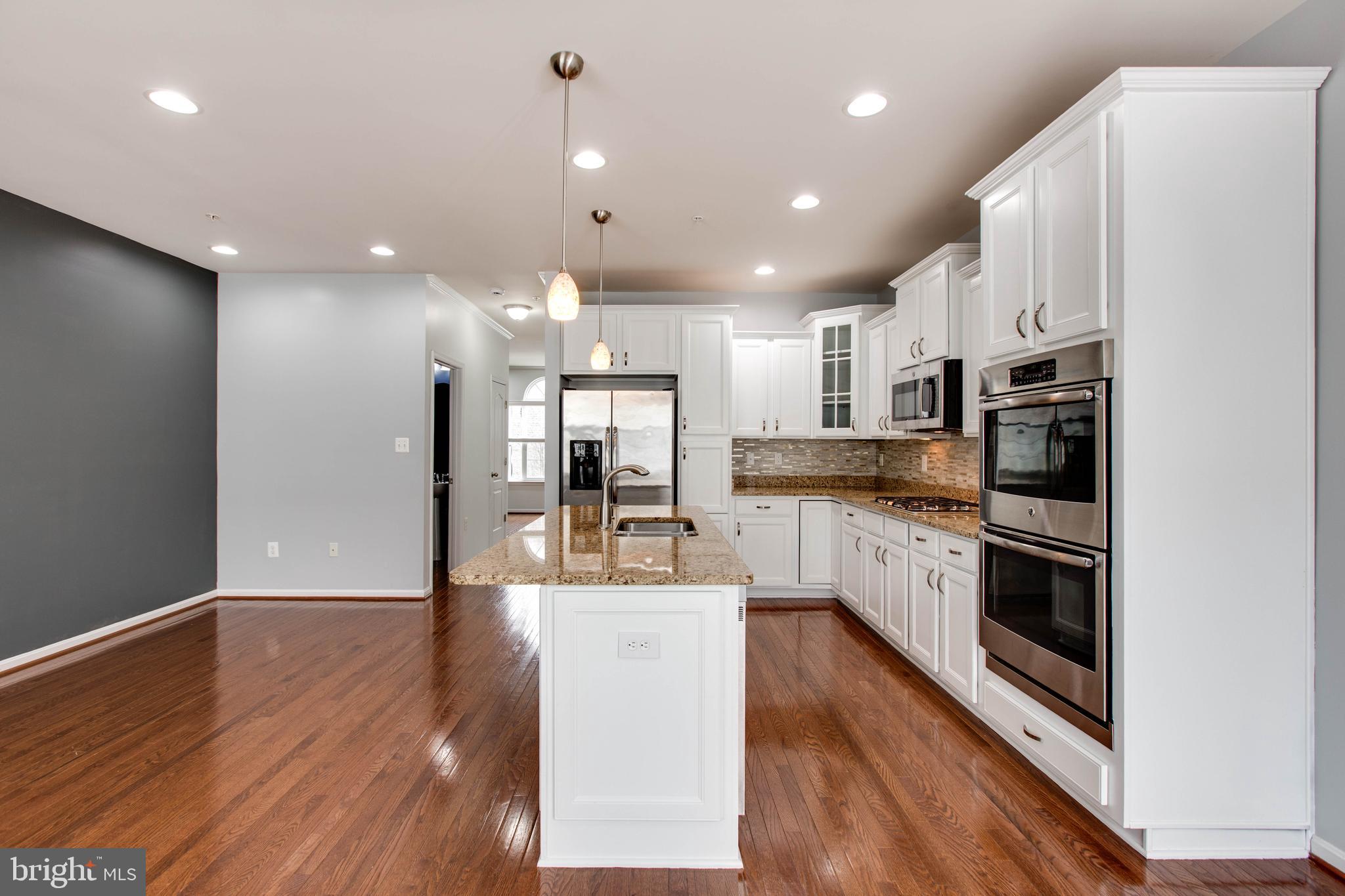 POINTE AT ARUNDEL PRESERVES - Residential Lease