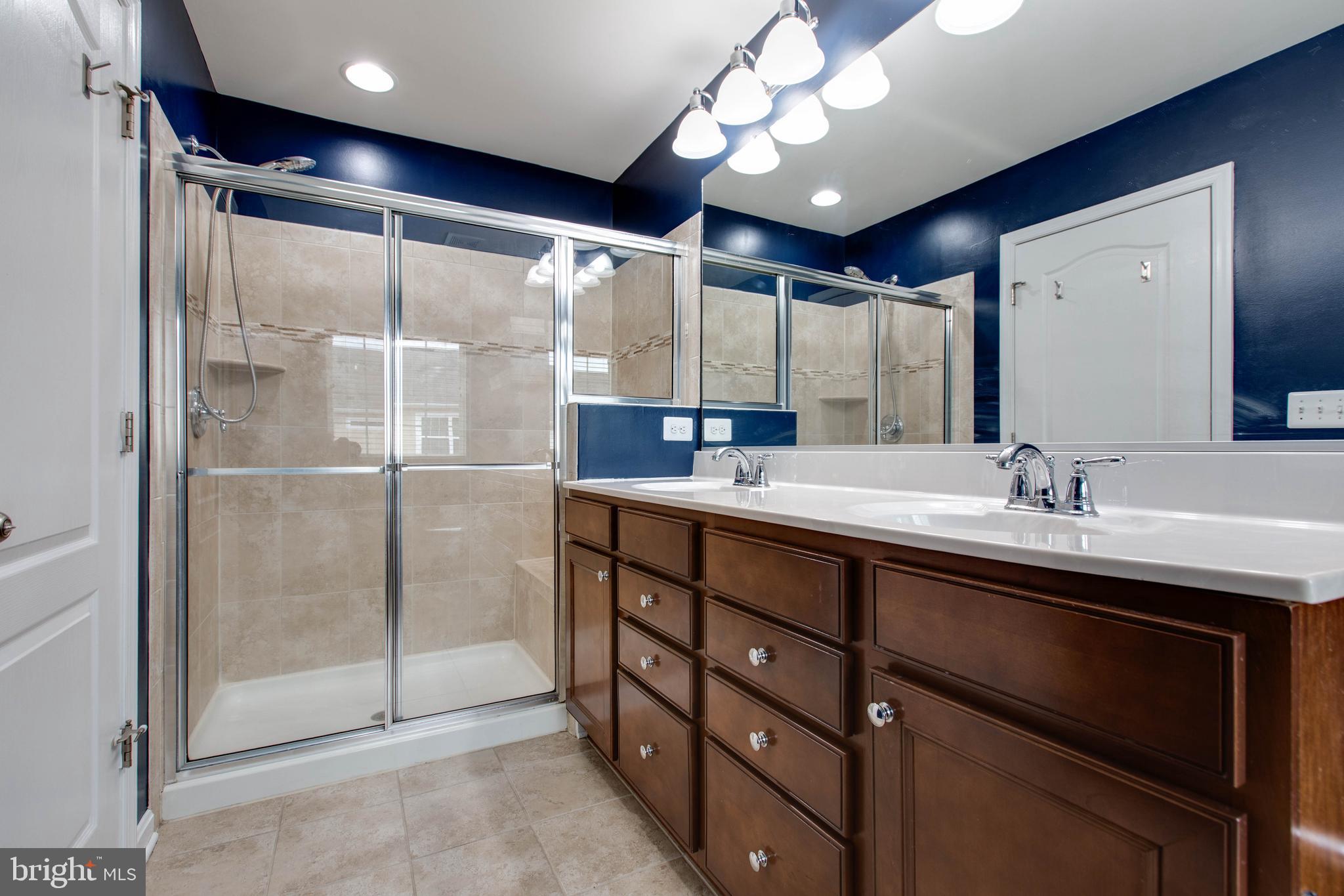 POINTE AT ARUNDEL PRESERVES - Residential Lease