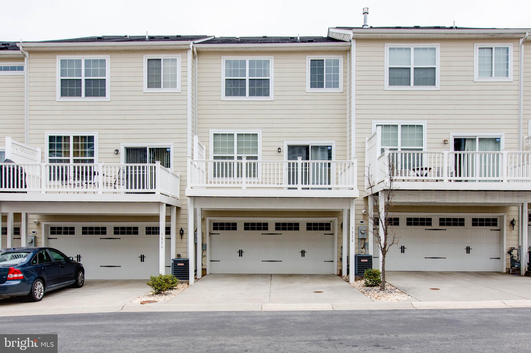 POINTE AT ARUNDEL PRESERVES - Residential Lease