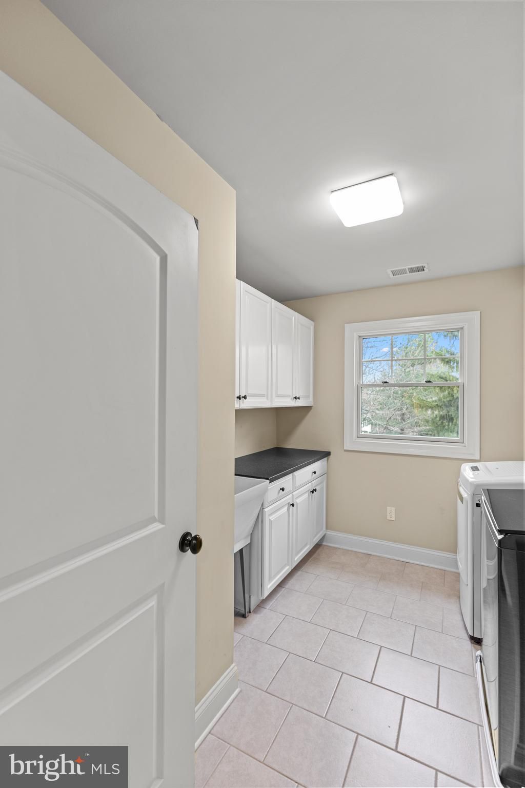 Photo of 9 Harriet Drive, PRINCETON, NJ 08540 (MLS # NJME2077720)