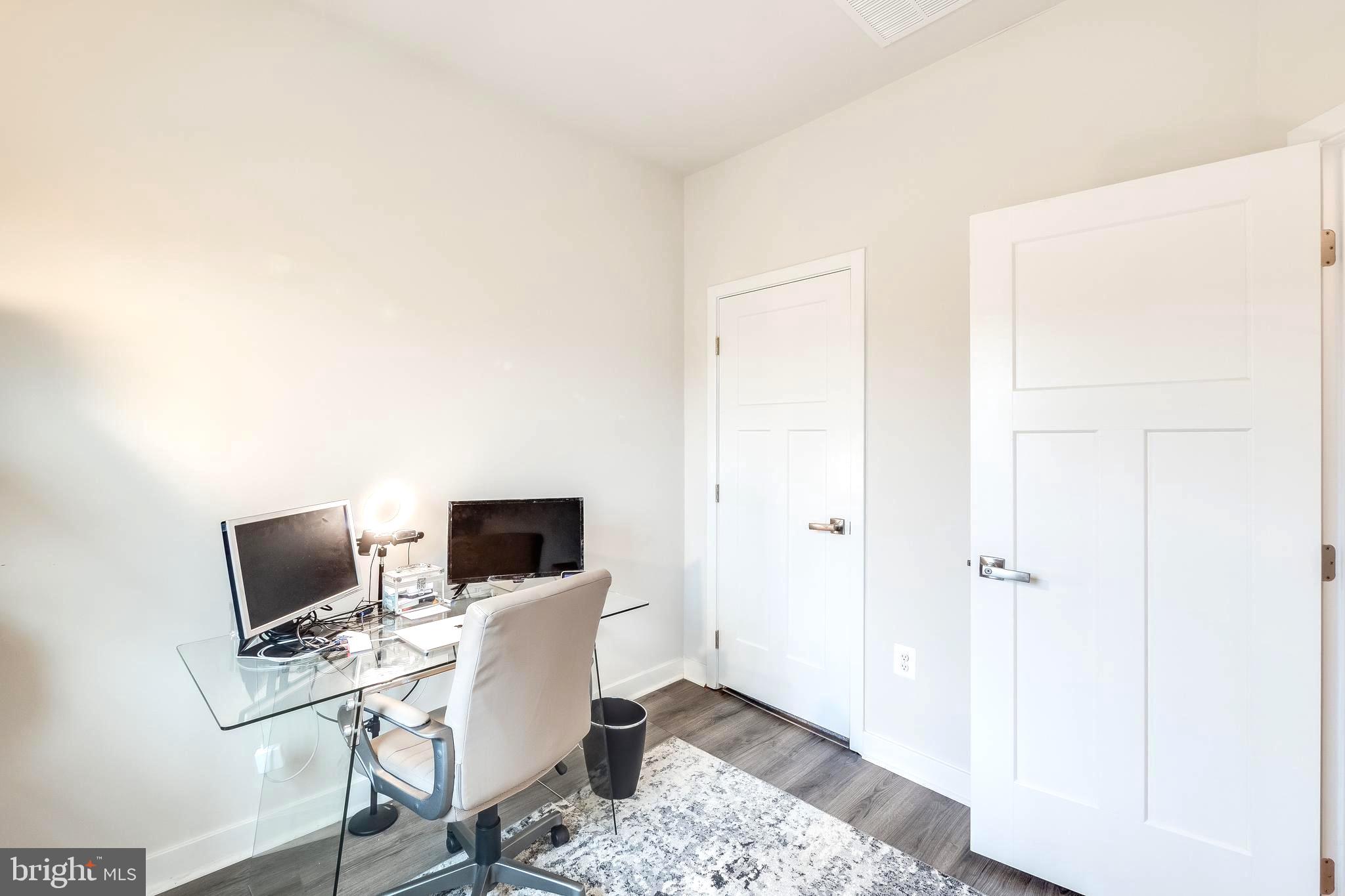 TIMOTHY BRANCH TOWNS - Residential