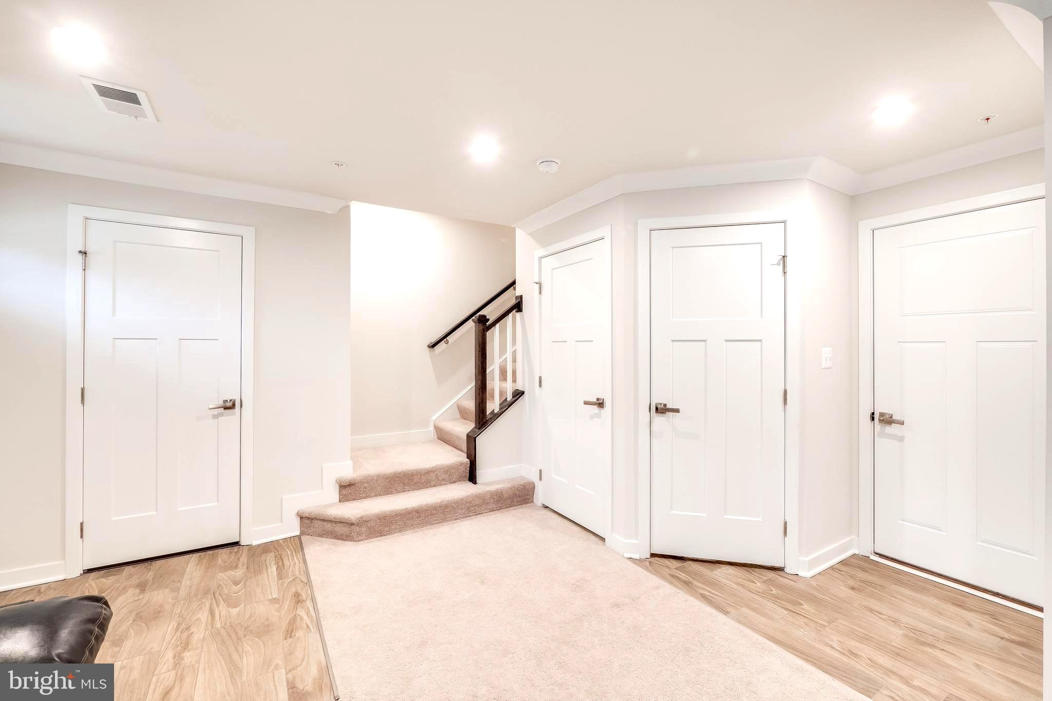 TIMOTHY BRANCH TOWNS - Residential