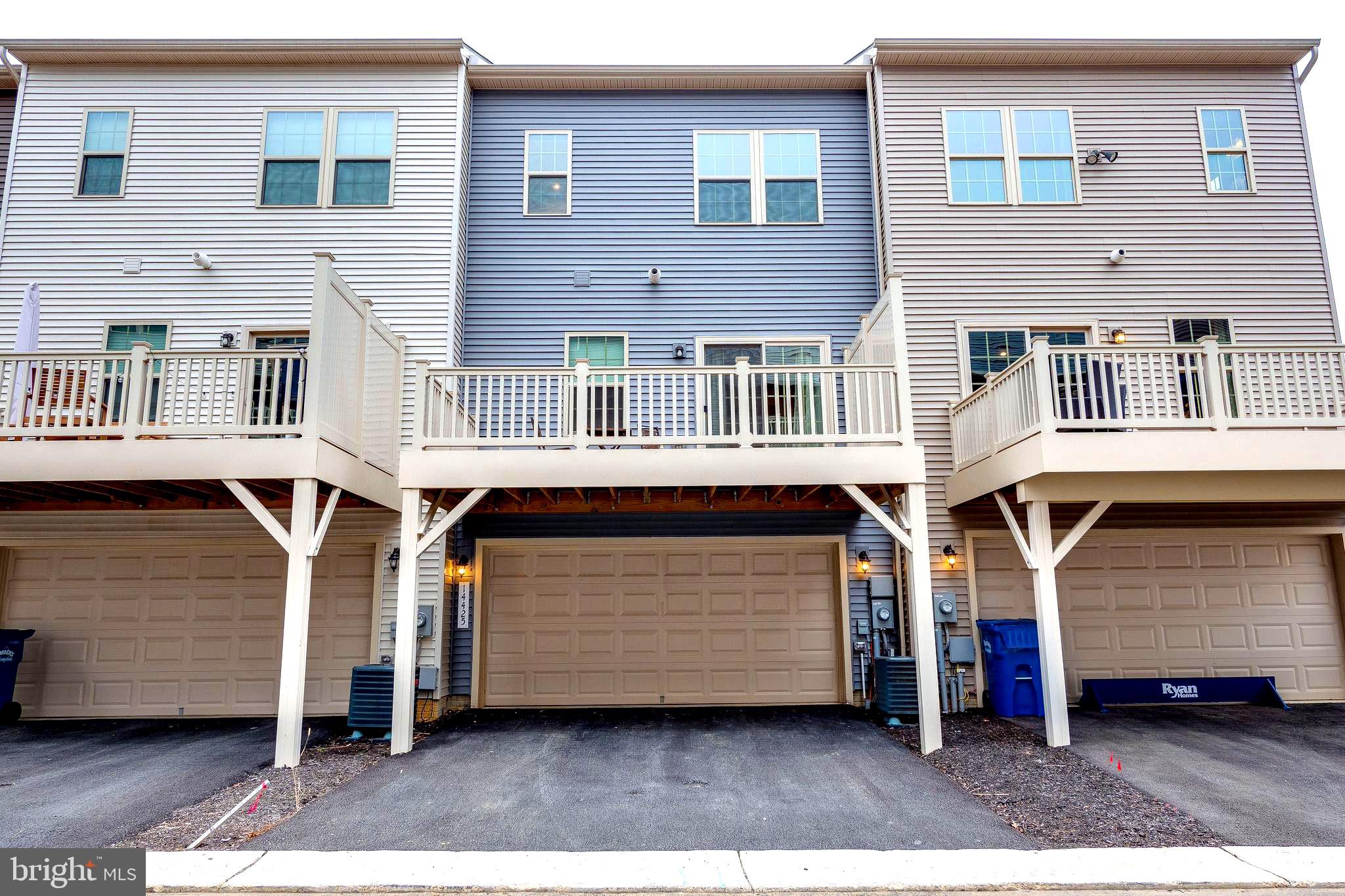 TIMOTHY BRANCH TOWNS - Residential