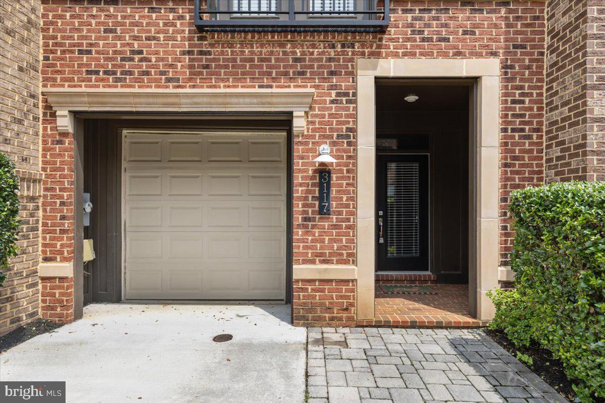 3117 SUNDROPS COURT
