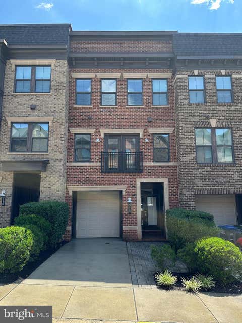 Photo of 3117 Sundrops Court, FAIRFAX, VA 22031 (MLS # VAFX2326162)