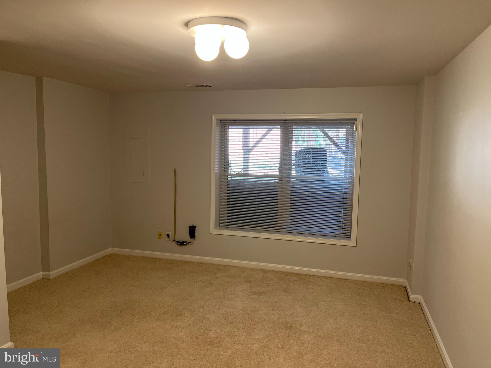 KINGSTOWNE - Residential