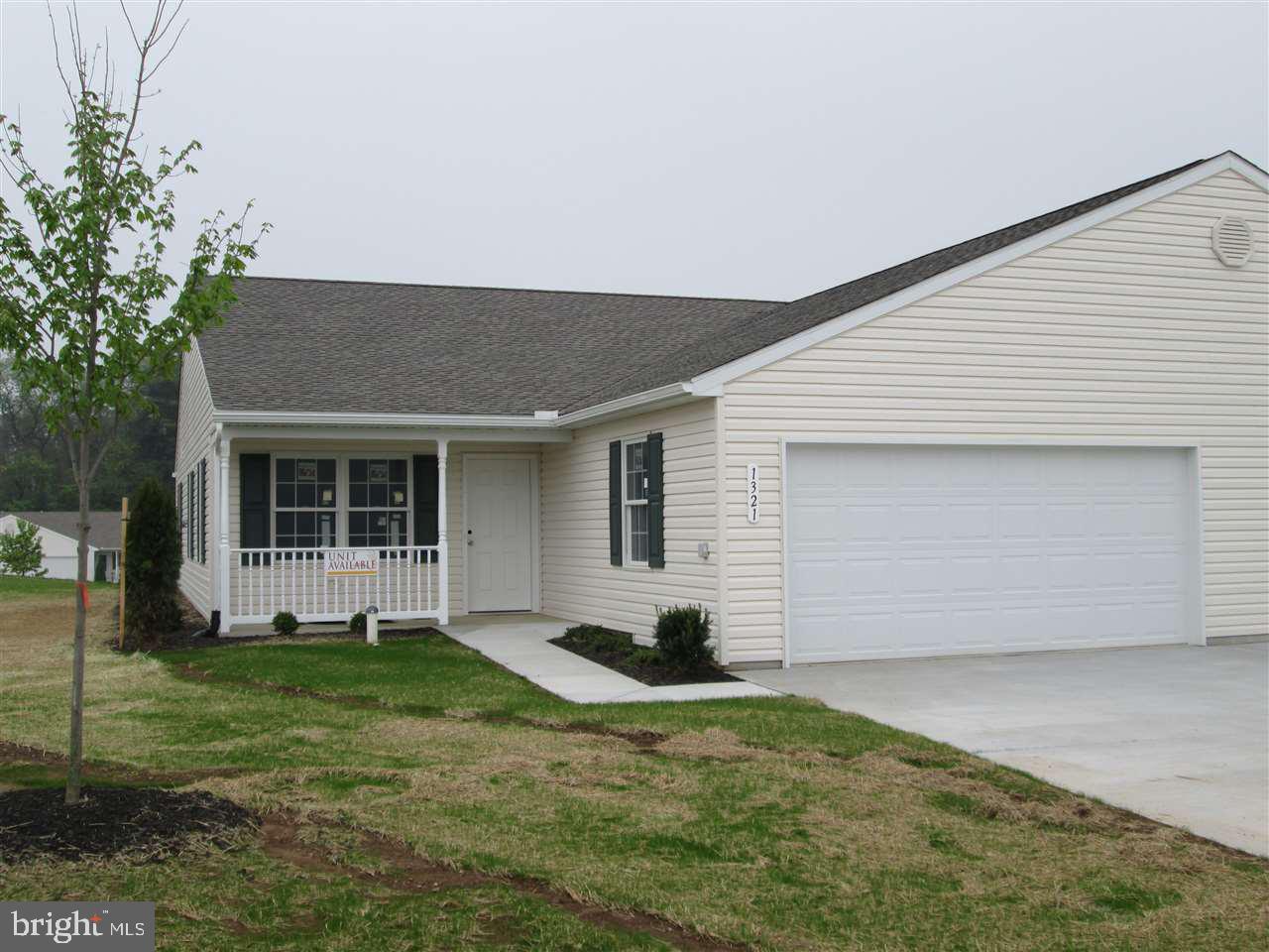 ROTH'S FARM VILLAGE - Residential
