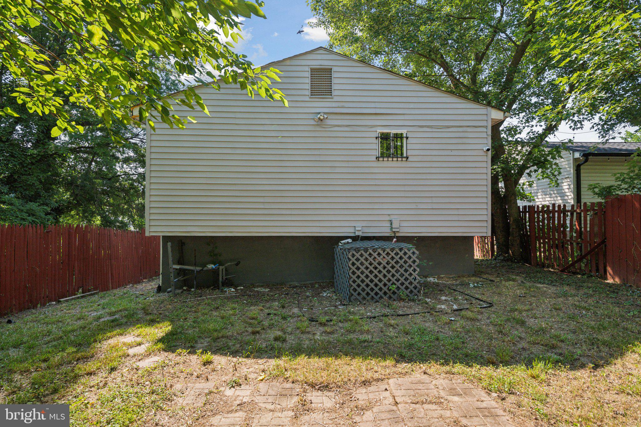 GR CAPITOL HEIGHTS - Residential