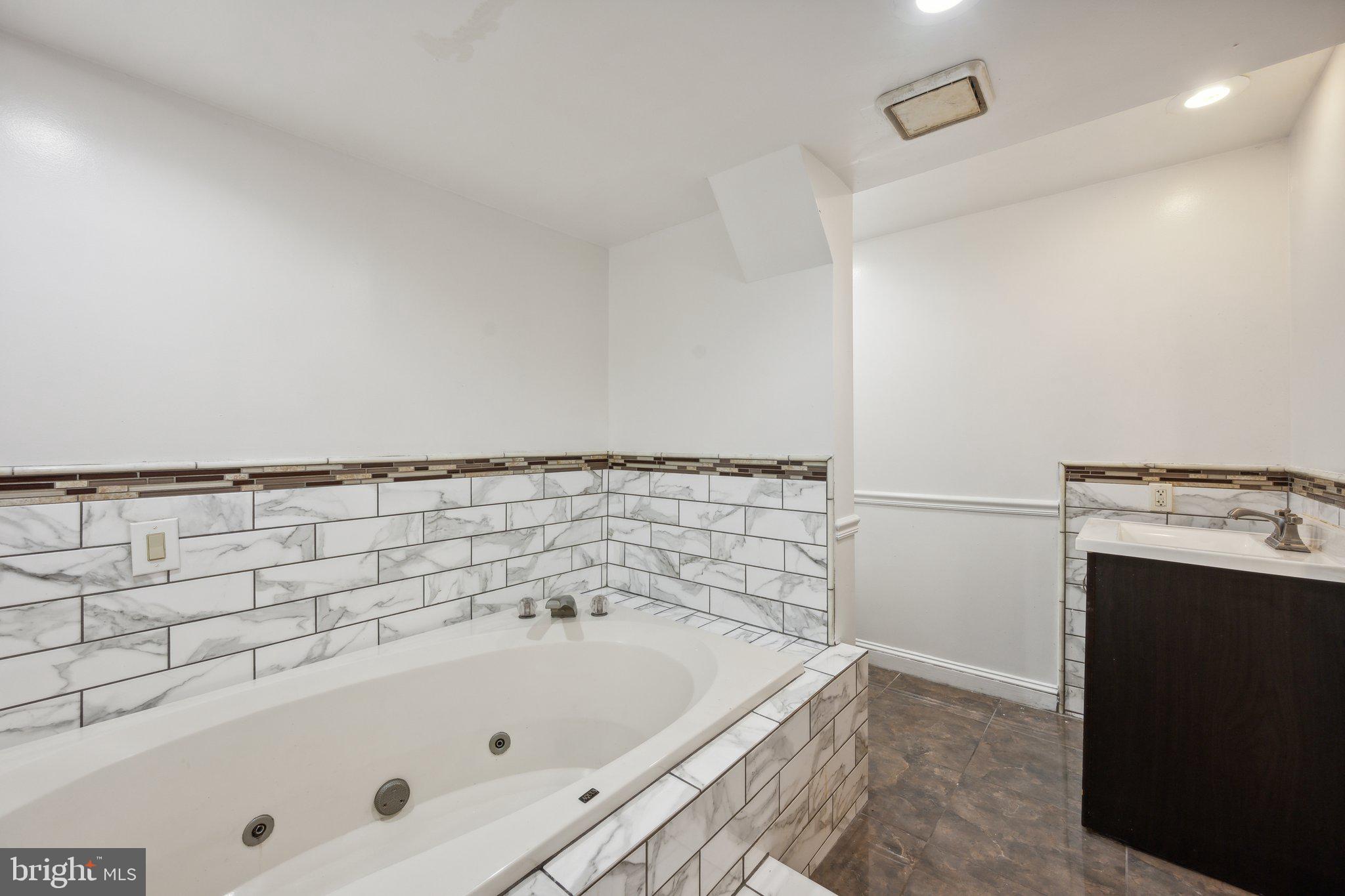 GR CAPITOL HEIGHTS - Residential