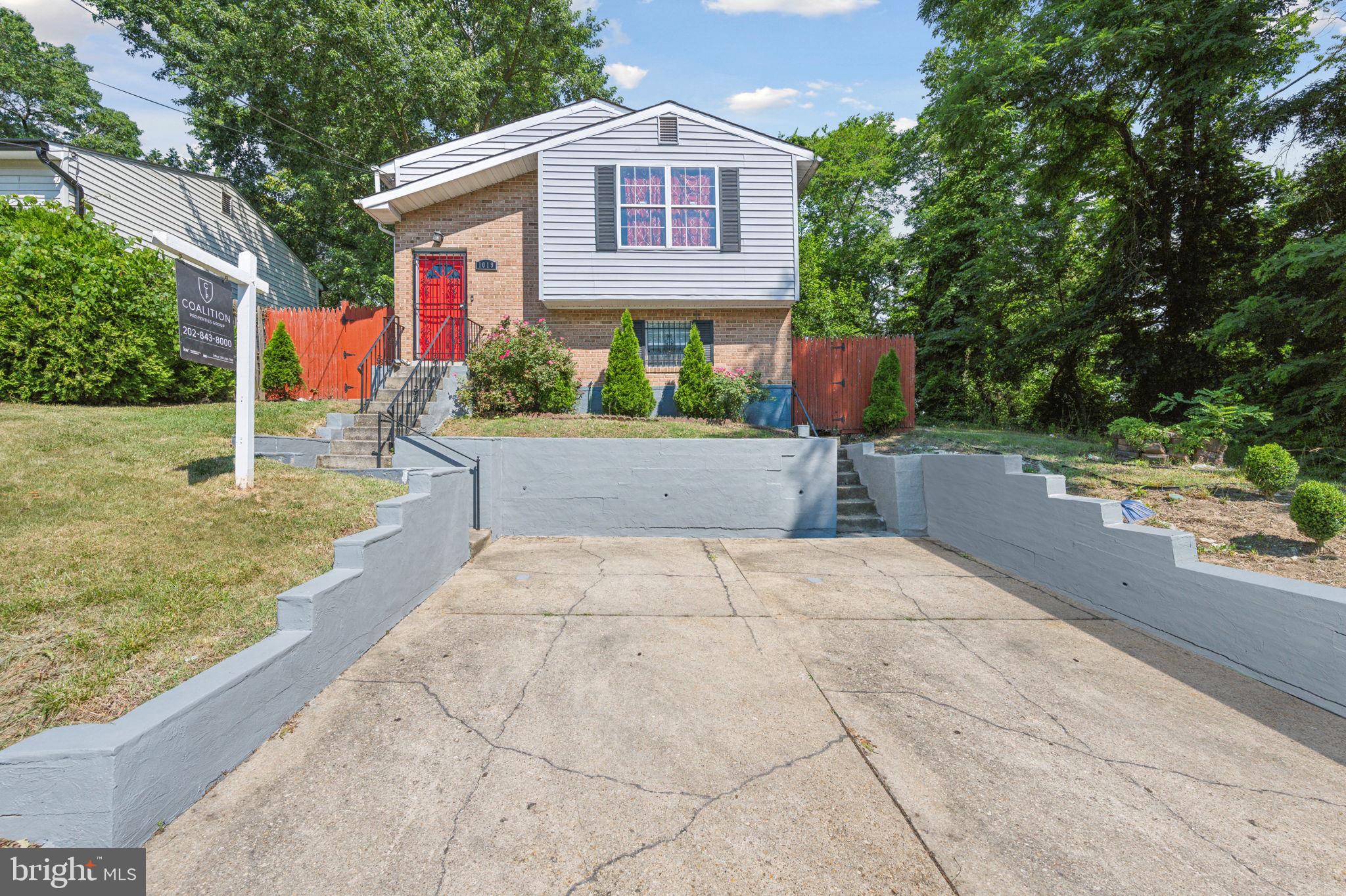 GR CAPITOL HEIGHTS - Residential